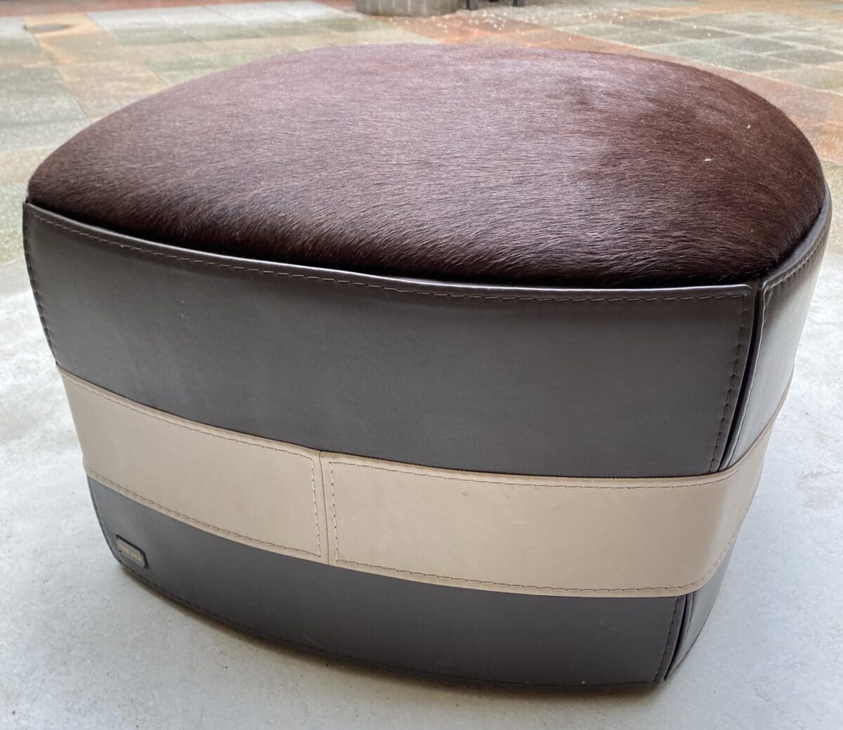 Pouf mobile par Trussardi Occasion – Superbe !