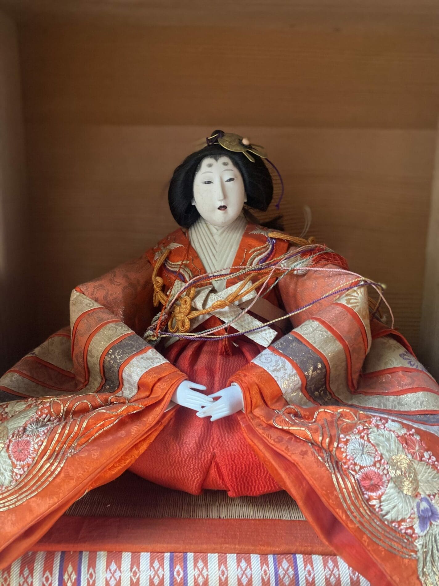 Poupée mariée japonaise Hina Matsuri – Visage coquille d&rsquo;œuf
