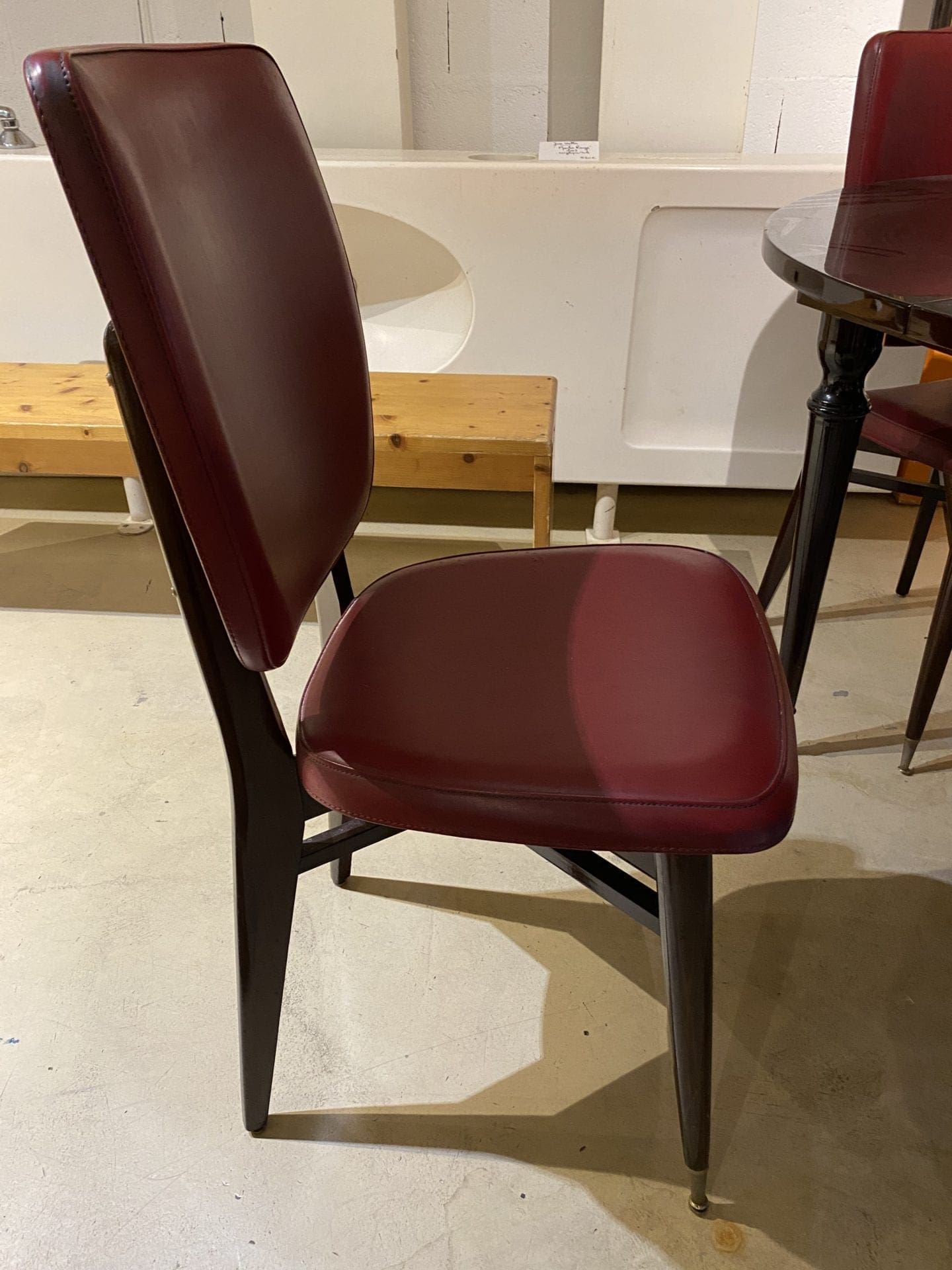 Salle à Manger – Acajou