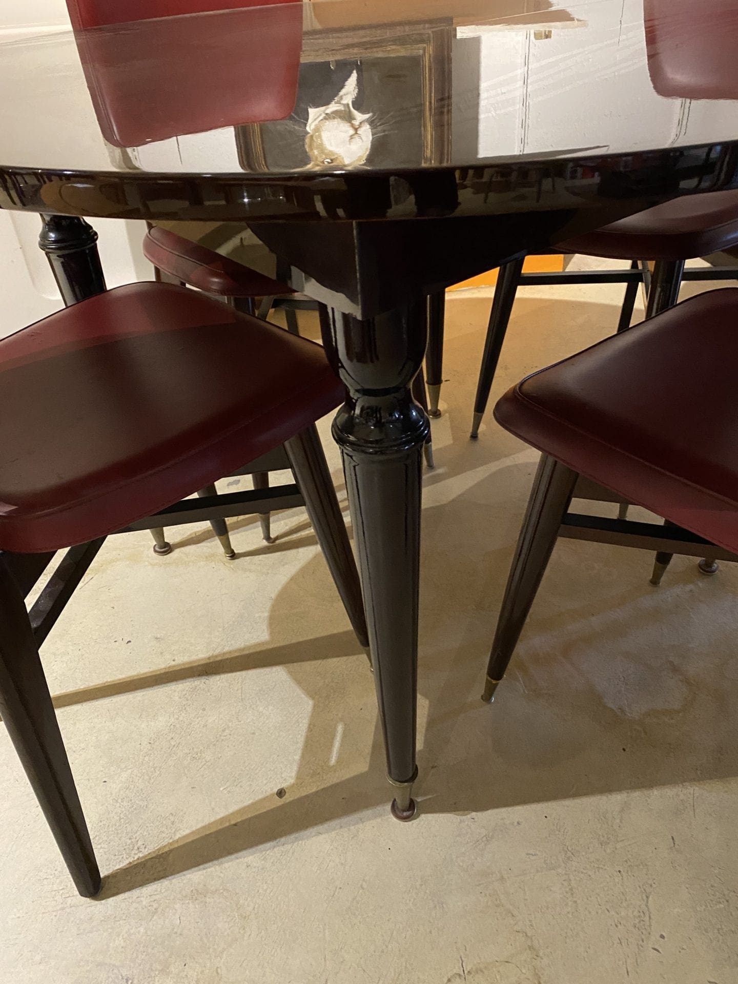 Salle à Manger – Acajou