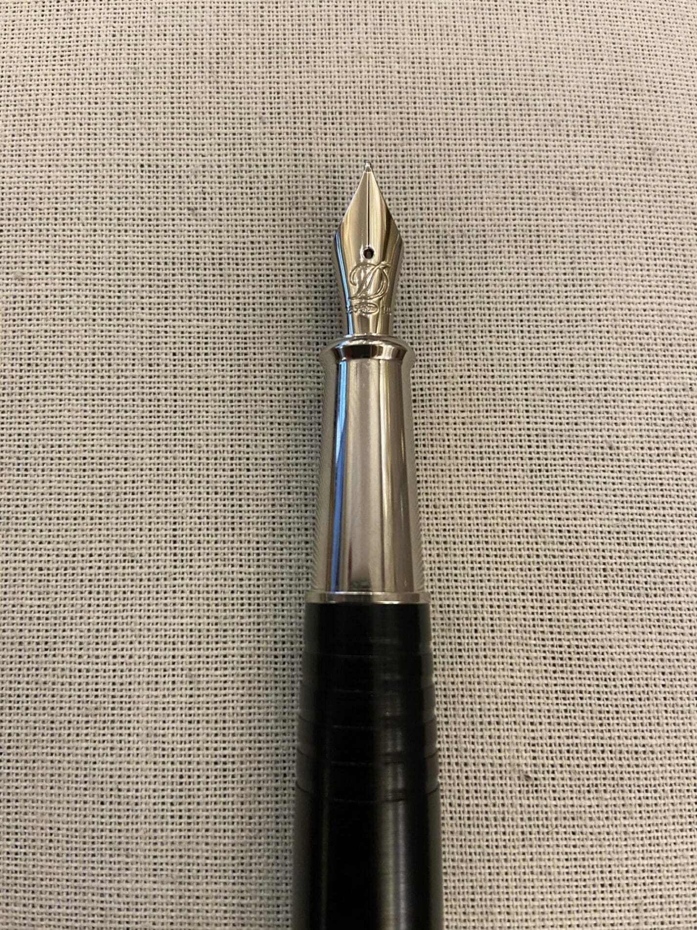 Stylo plume Noir – Edition ST Dupont