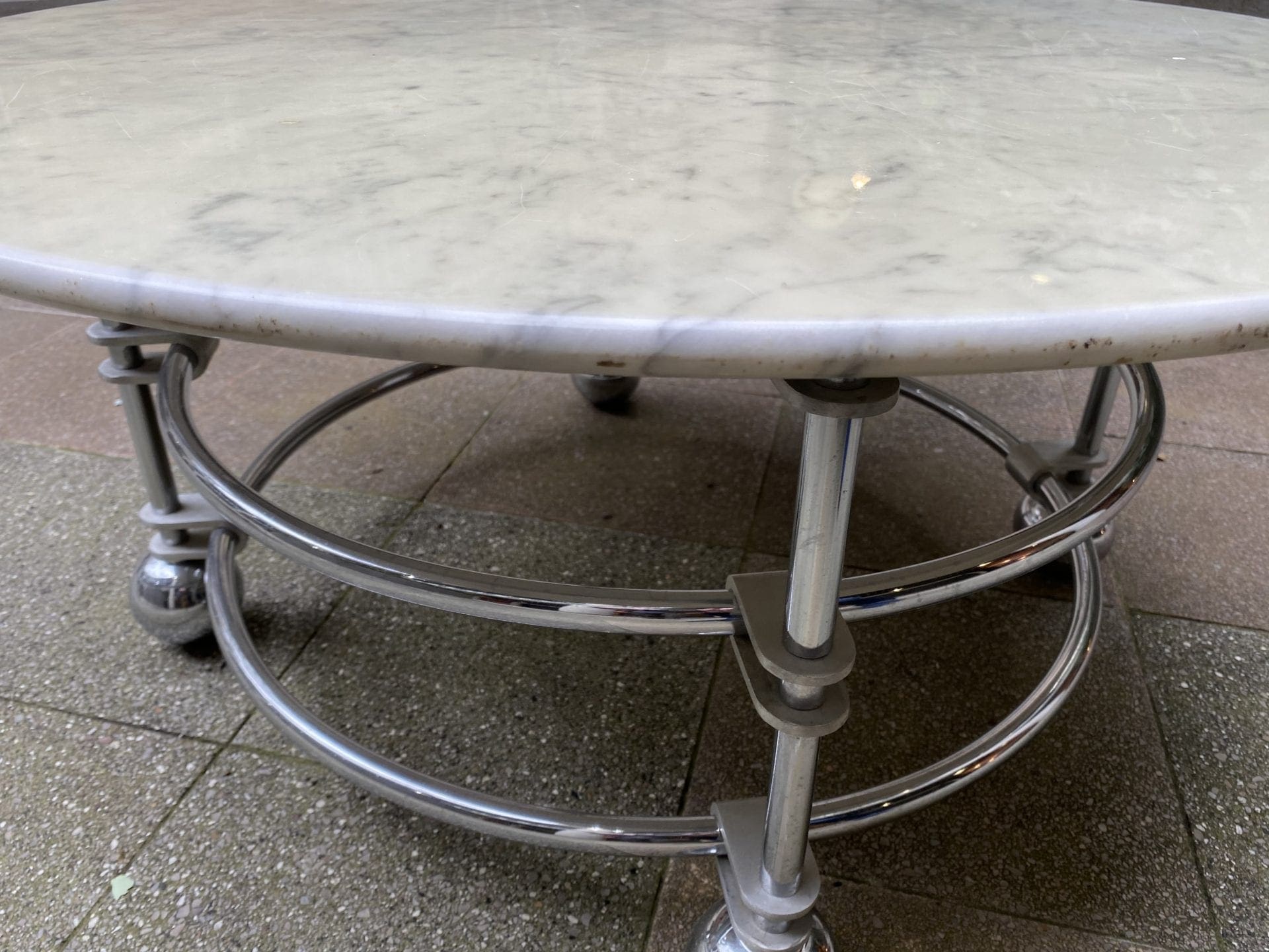 Table basse – Mobilier design américain – marbre ou verre