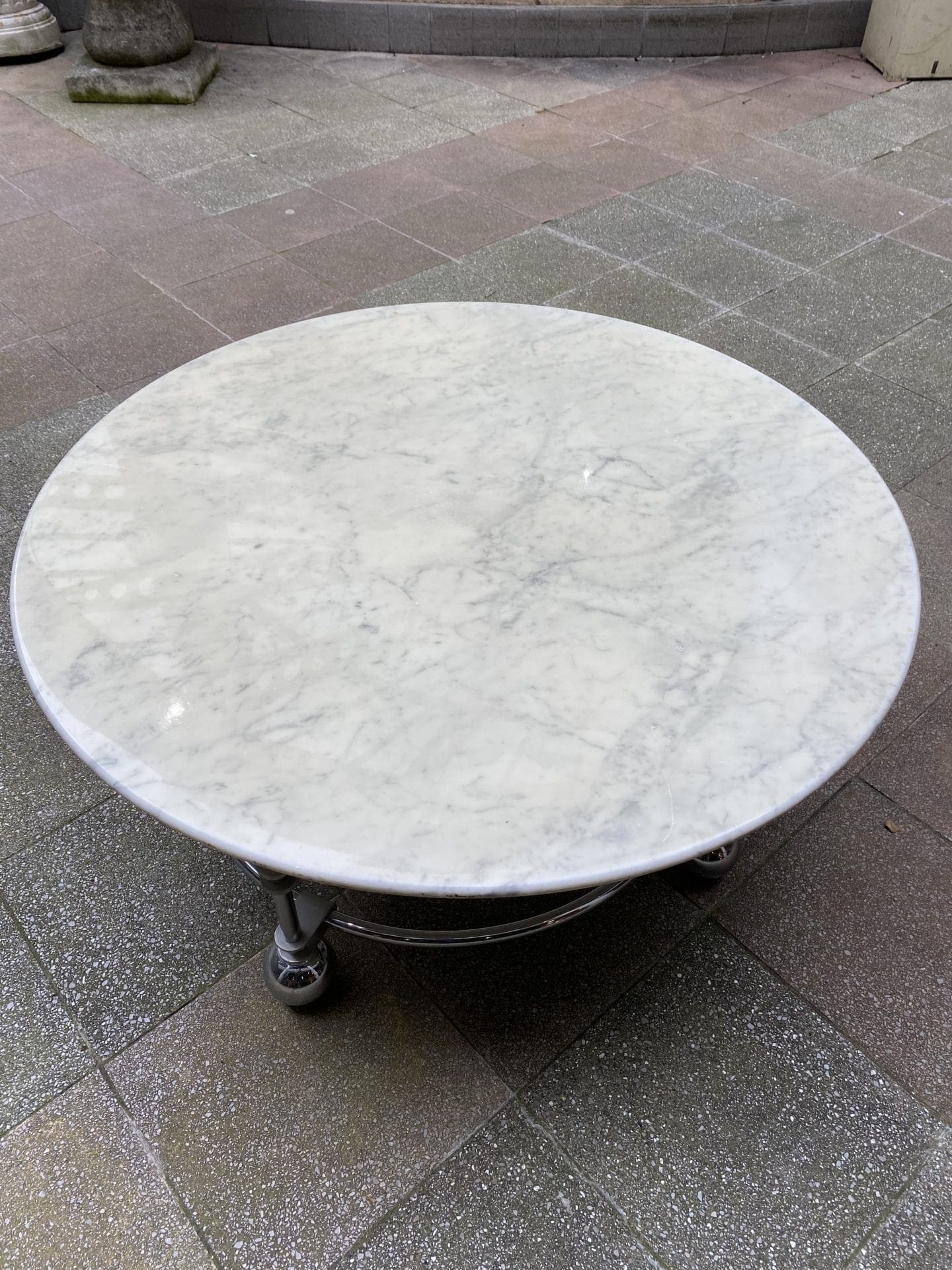 Table basse – Mobilier design américain – marbre ou verre