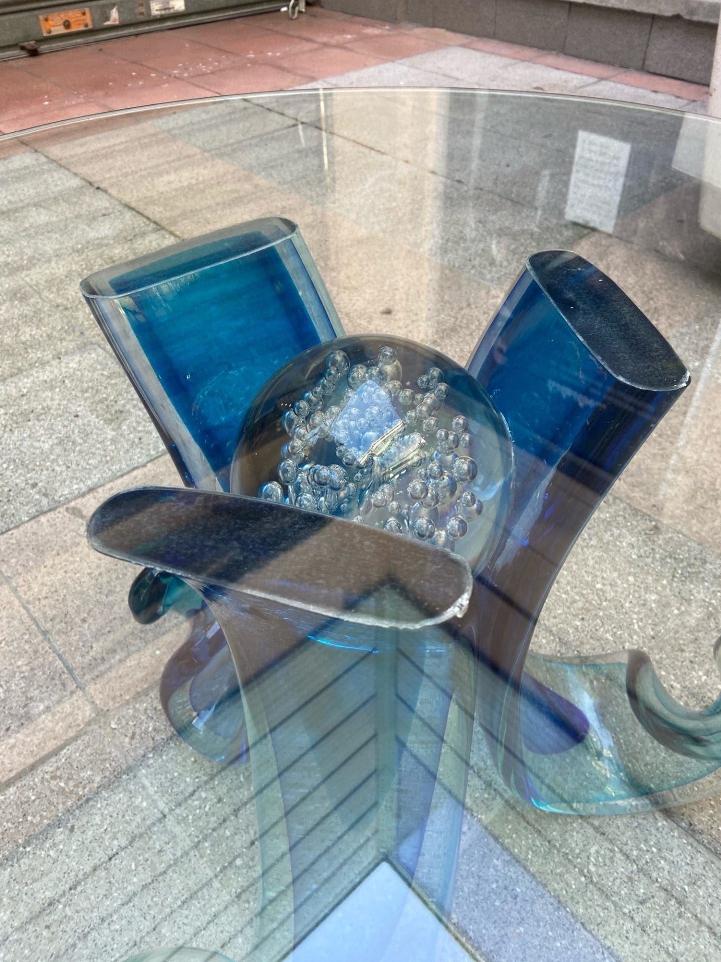 Alberto Doña – Table basse en verre de murano bleu