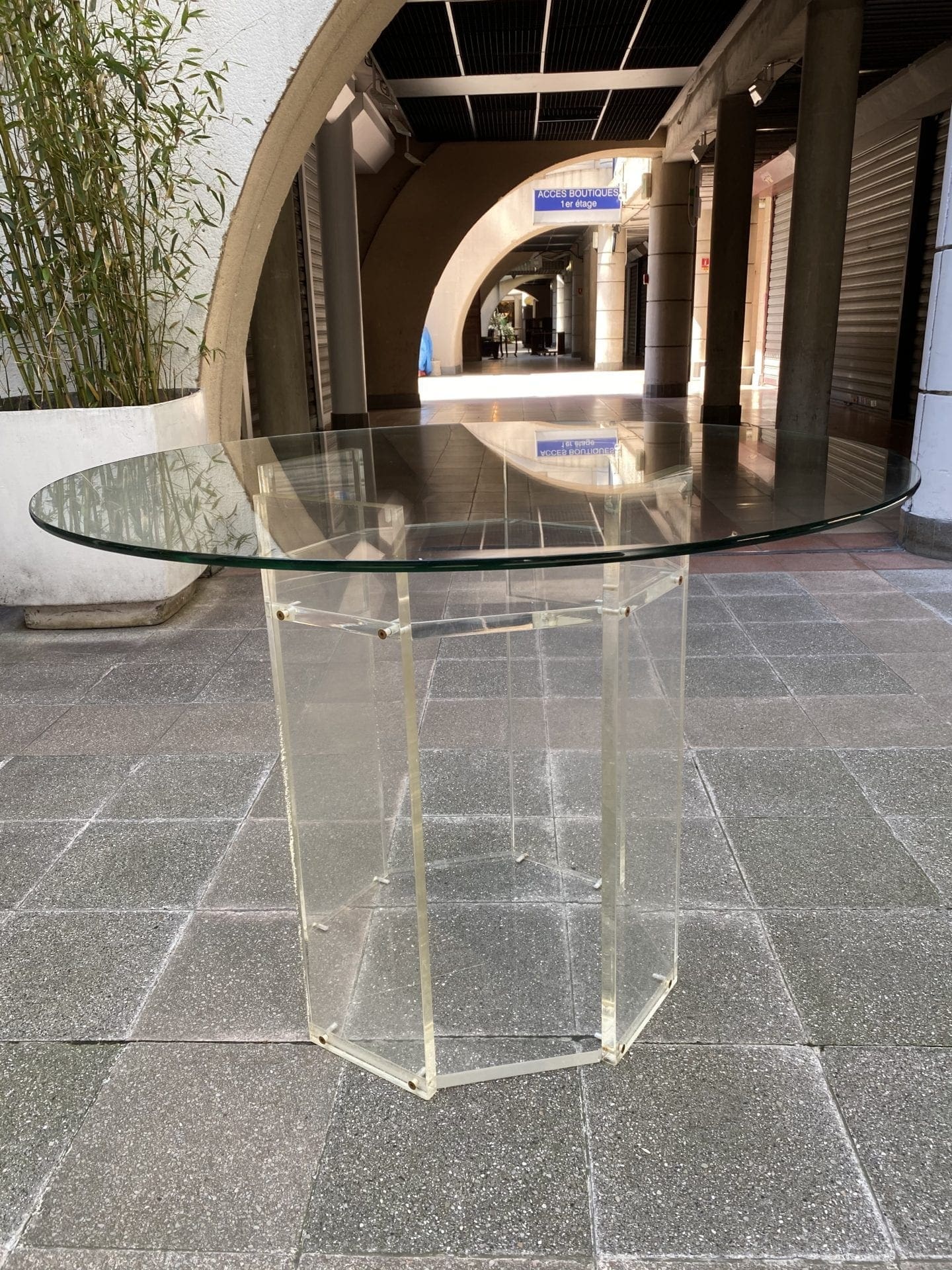 Table de salle à manger – Design italien