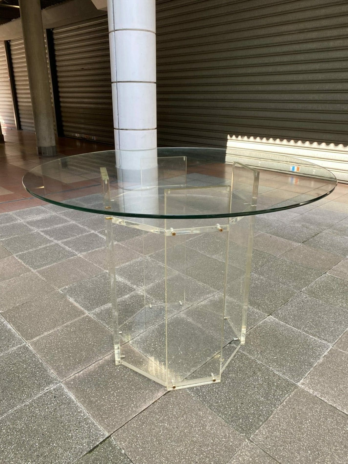 Table de salle à manger – Design italien