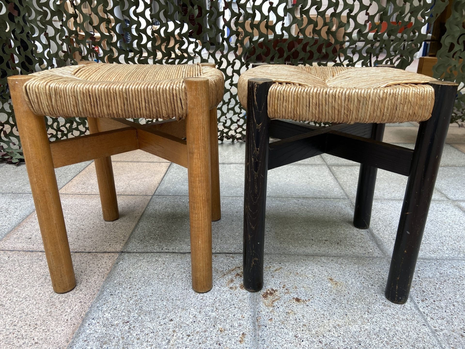Charlotte Perriand – Tabouret dit Meribel noir