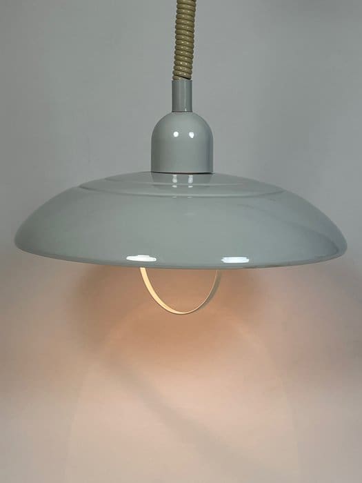 Suspension vintage avec cordon enroulé – Enchères