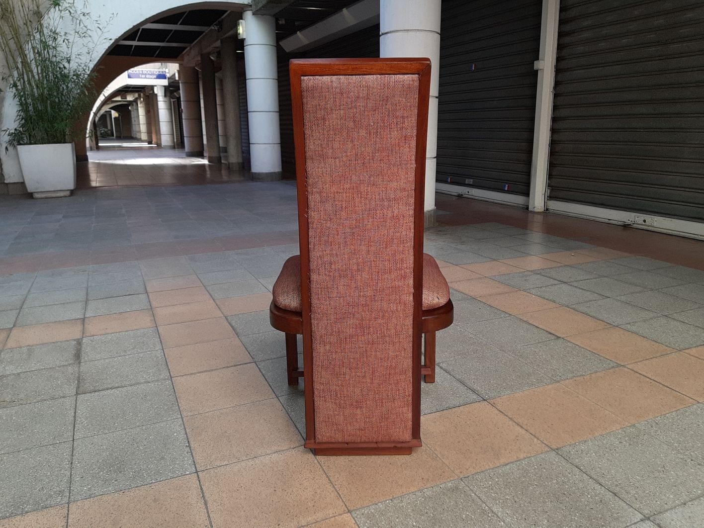 Frank Lloyd Wright – Suite de quatre chaises – circa 1960