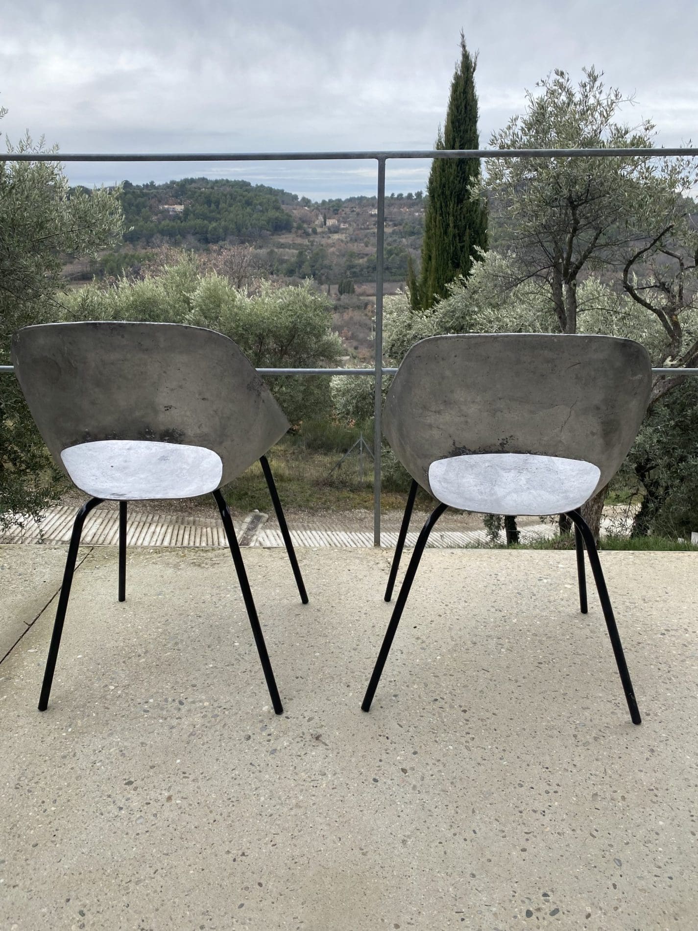 Chaises Tulipe de Pierre Guariche 1954 | Aluminium & Métal Laqué Noir