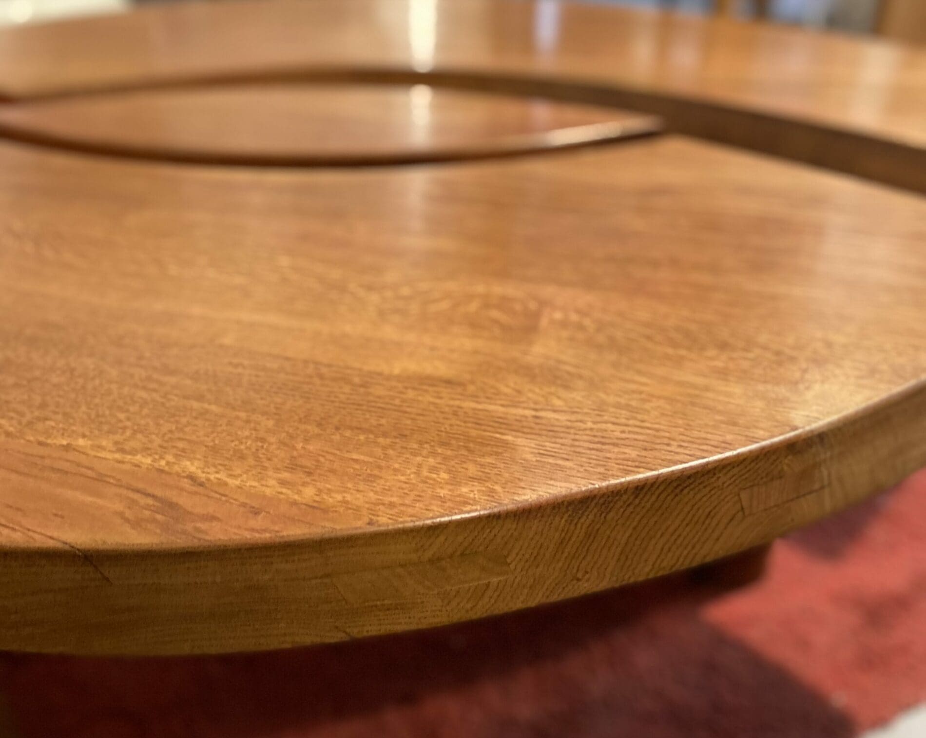 Table basse en chêne massif T22C par Pierre Chapo – Modèle « L&rsquo;Oeil »