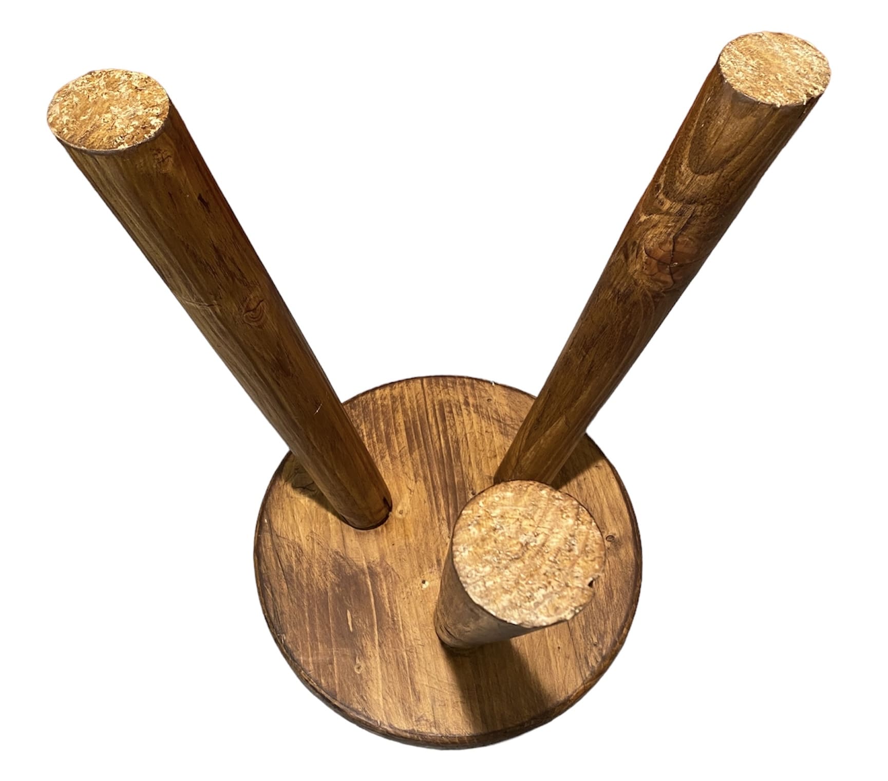 Tabouret tripode en pin par Charlotte Perriand