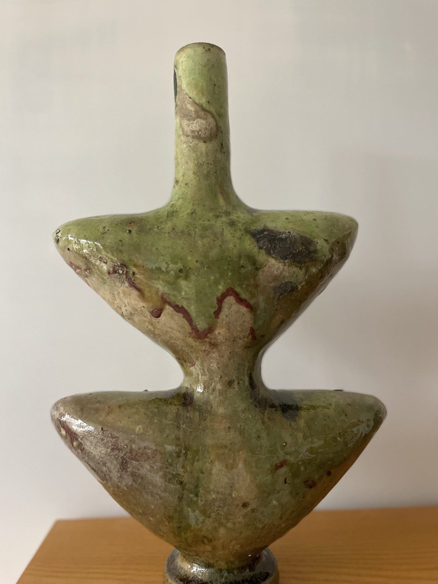 Vase Sculpture en Céramique de Tamegroute – Artisanat Marocain et Design Unique