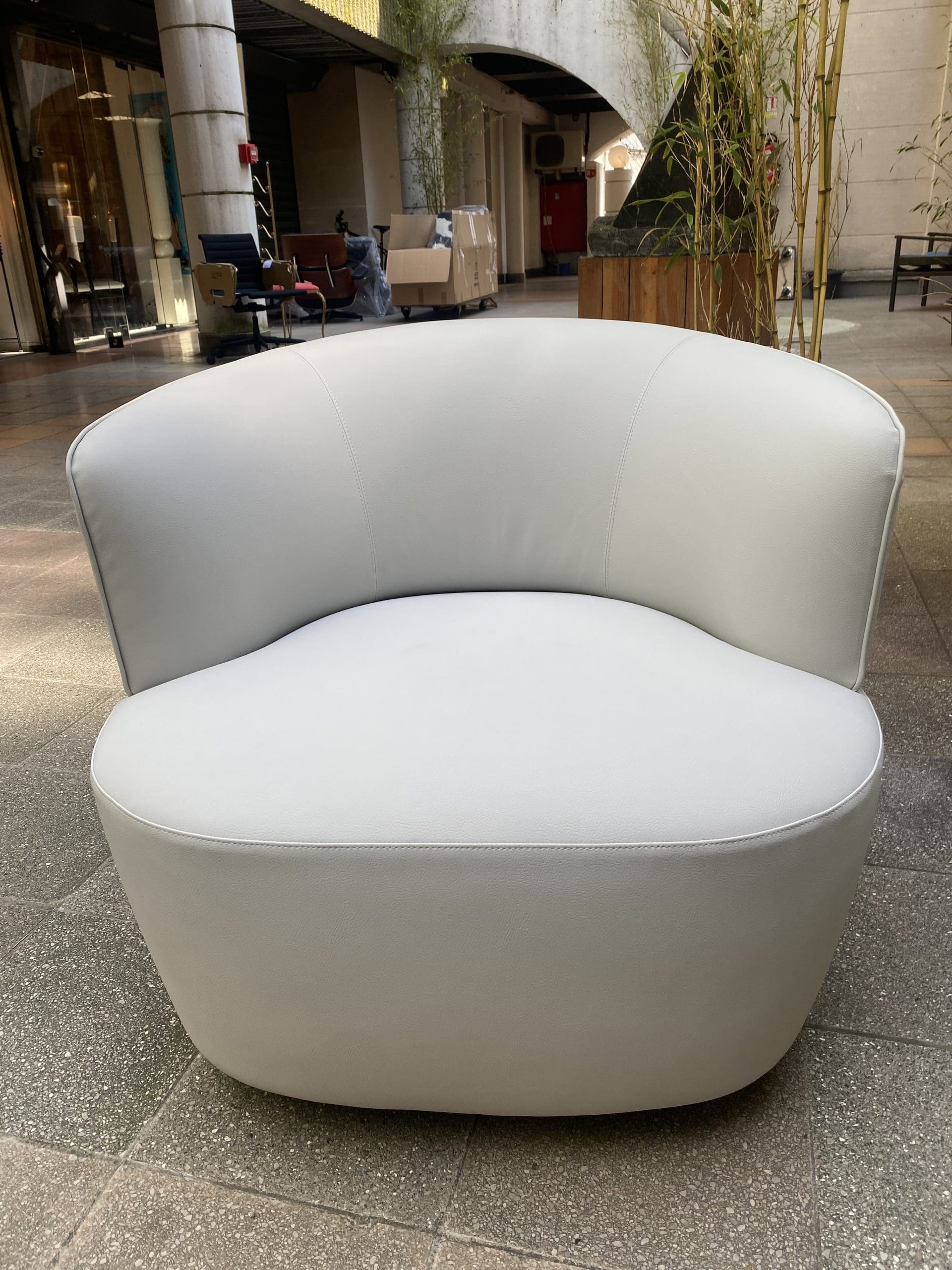 Fauteuil Molteni Éclat : L&rsquo;Art du Design Contemporain par Vincent Van Duysen