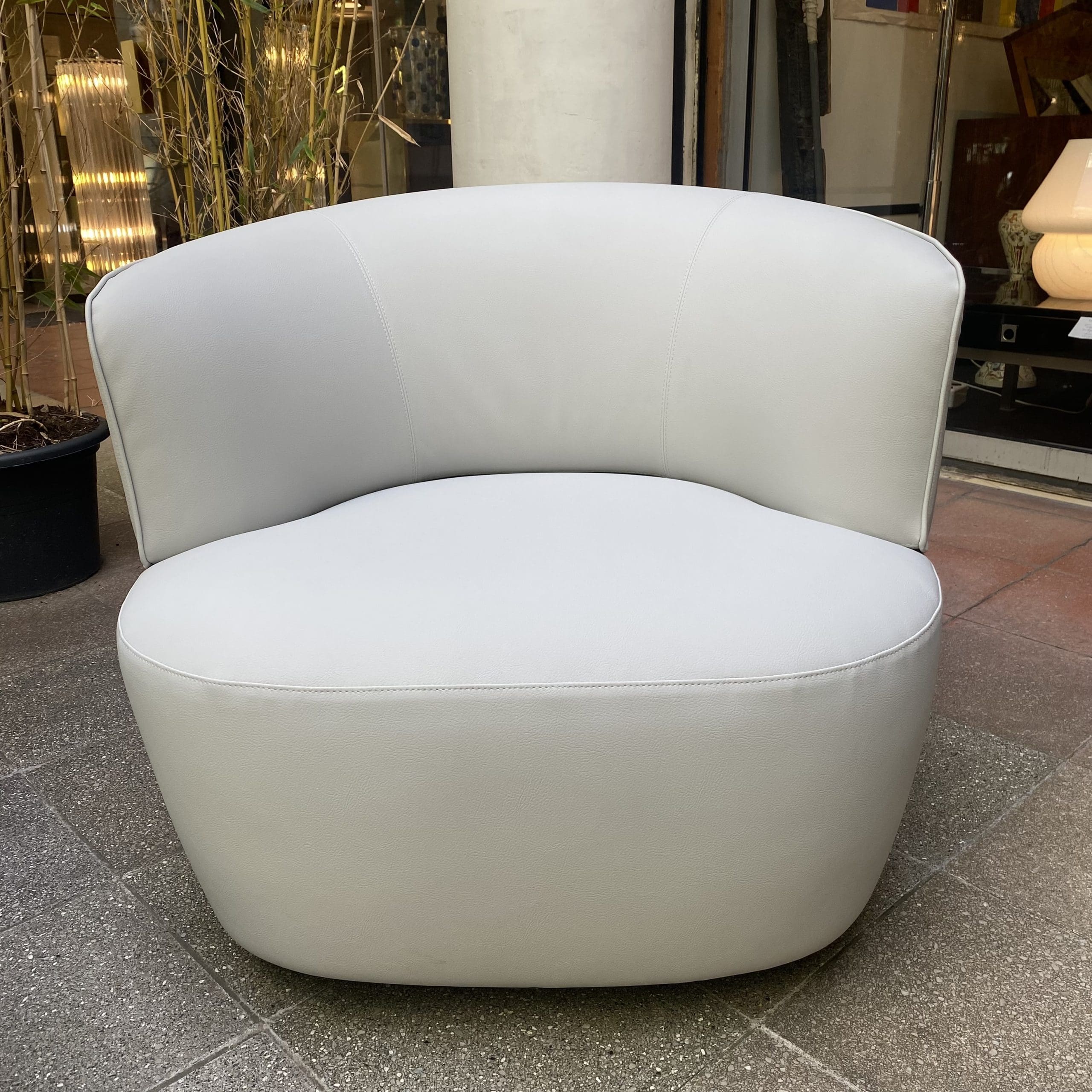 Fauteuil Molteni Éclat : L&rsquo;Art du Design Contemporain par Vincent Van Duysen