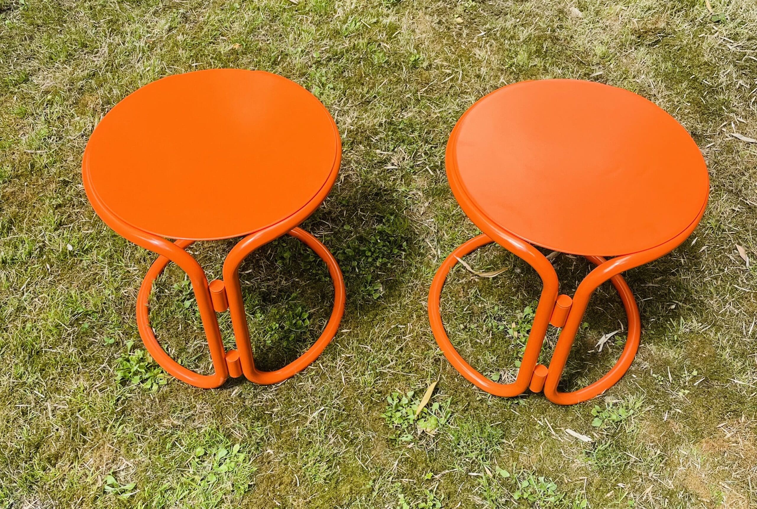 Gae Aulenti – Tabourets/Basses Tables Laquées Orange