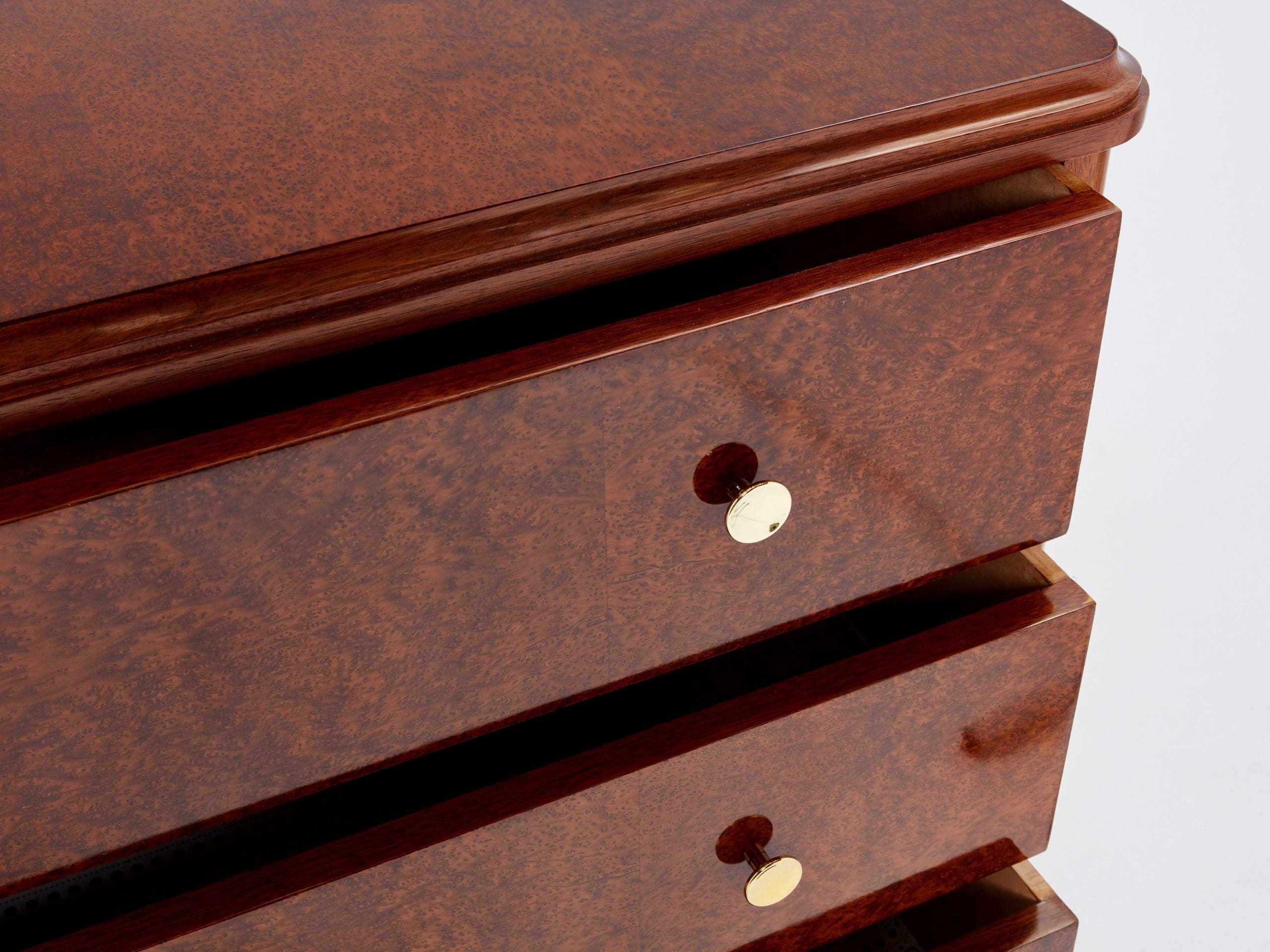 Commode Art Déco en Loupe d&rsquo;Amboyne, Attribuée à Maurice Dufrène, Années 1940