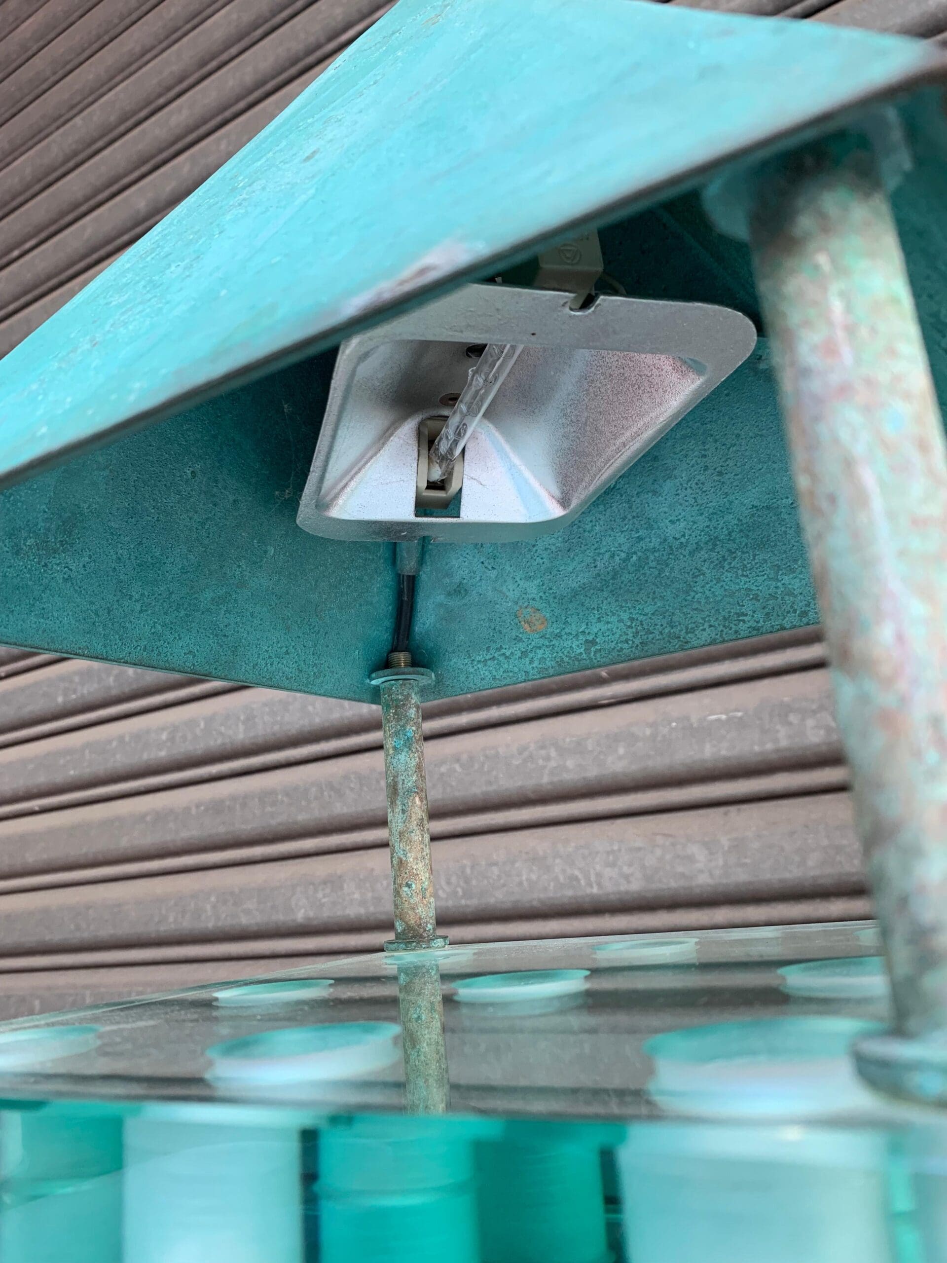 Lampe Sculpturale en Bronze et Verre par Elin Raaberg Nielsen, 1986