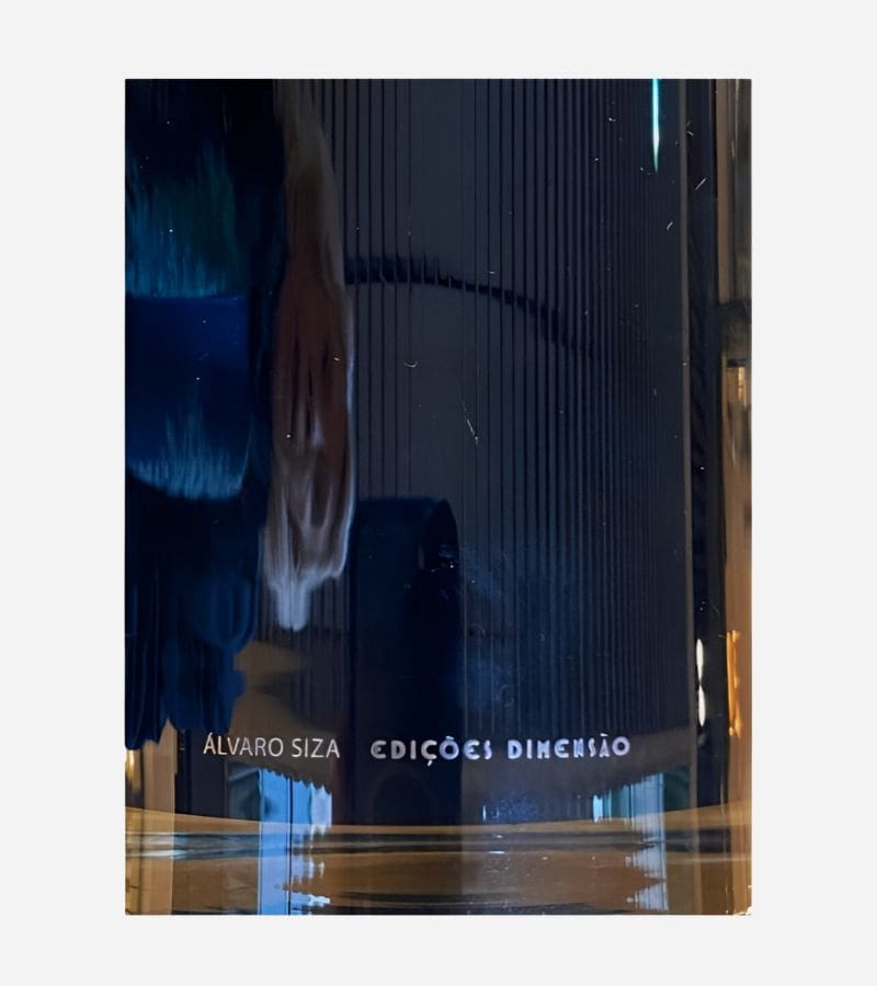 Vase en verre noir par Álvaro Siza pour Edicoes Dimensao