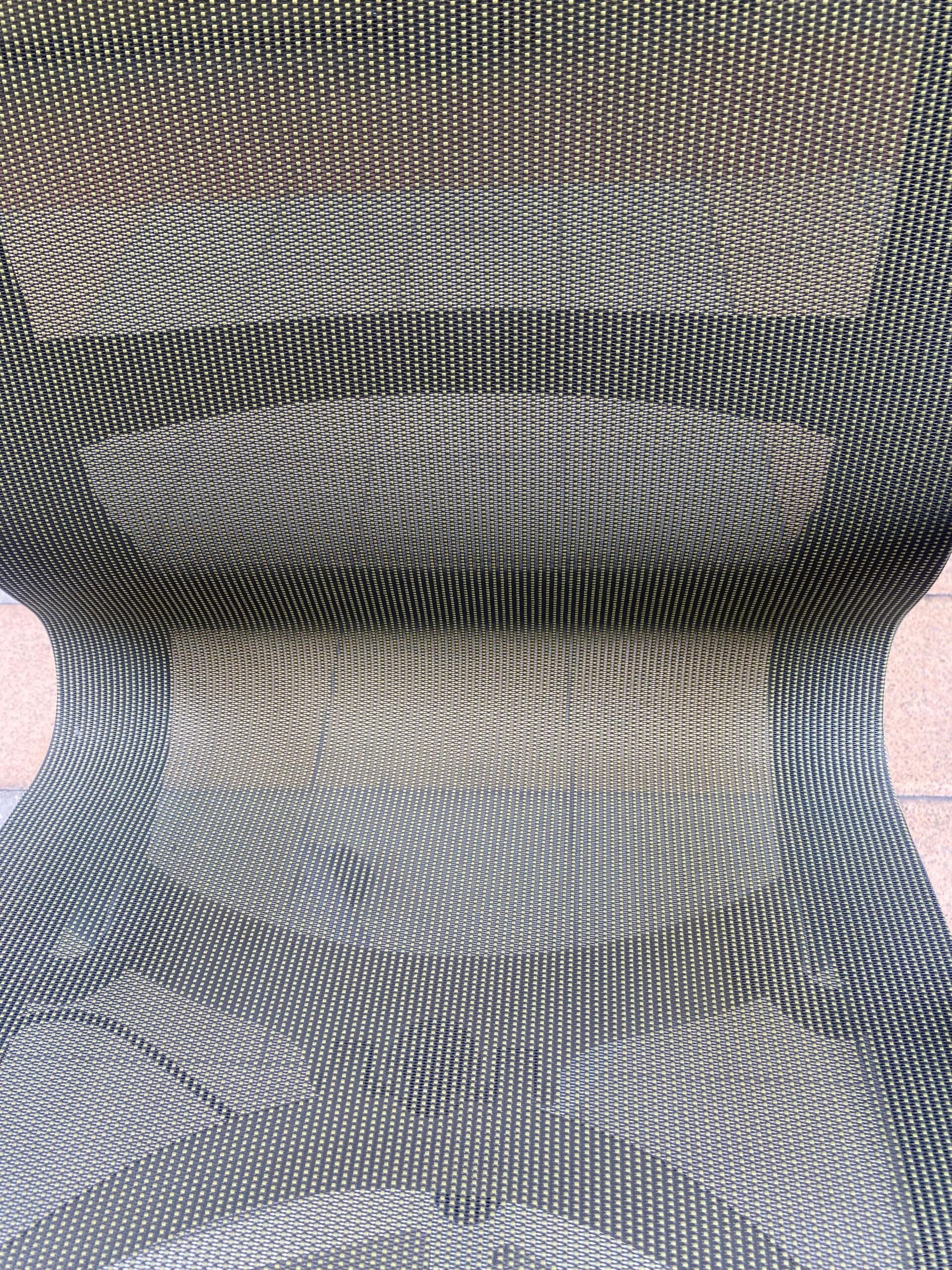 Paire de fauteuils « Setu » par Herman Miller – Design et confort innovants