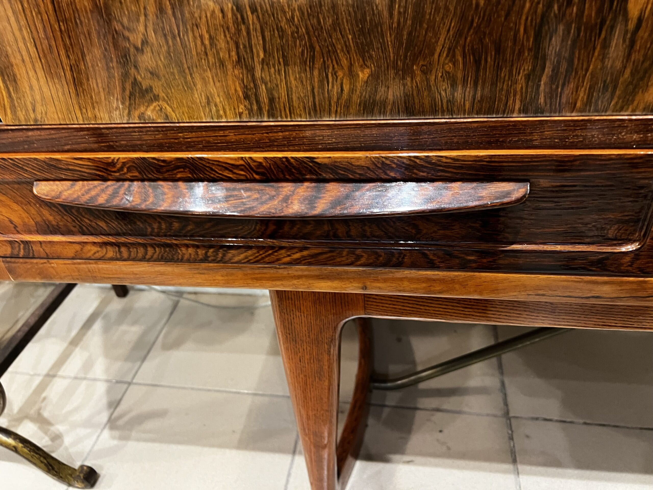 Enfilade en palissandre, design danois par Børge Mogensen (1950)