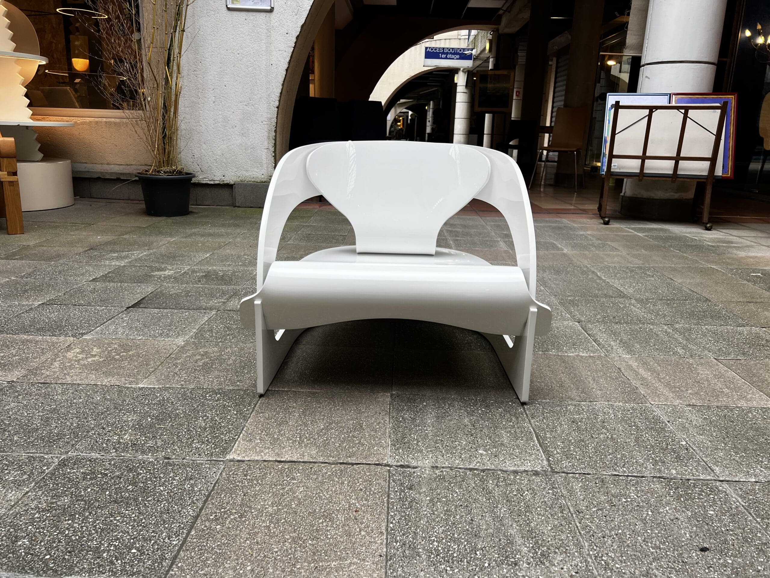 Fauteuil Kartell par Joe Colombo – Design Moderne et Iconique