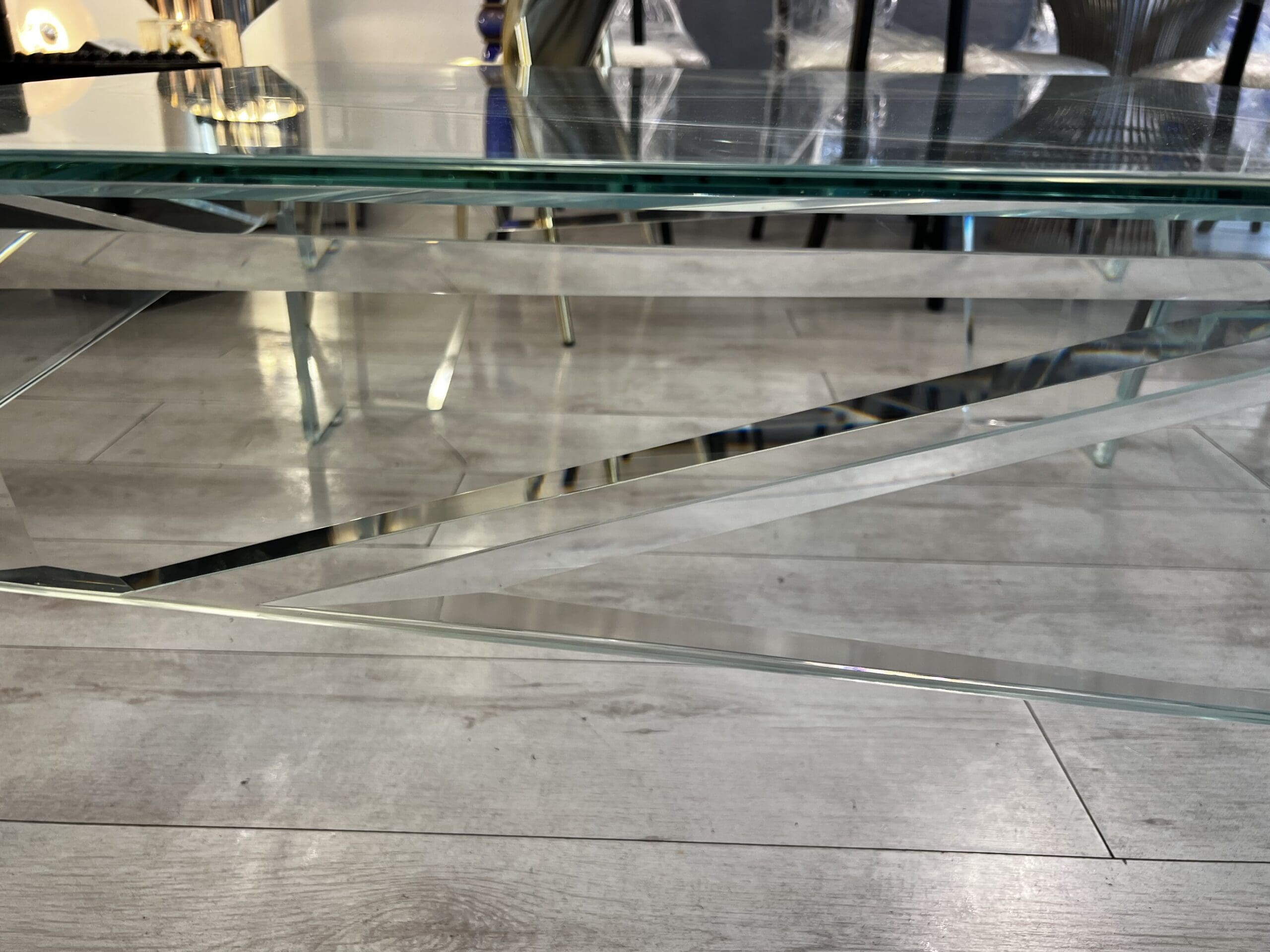 Table Basse « Hypertable » par Mario Bellini