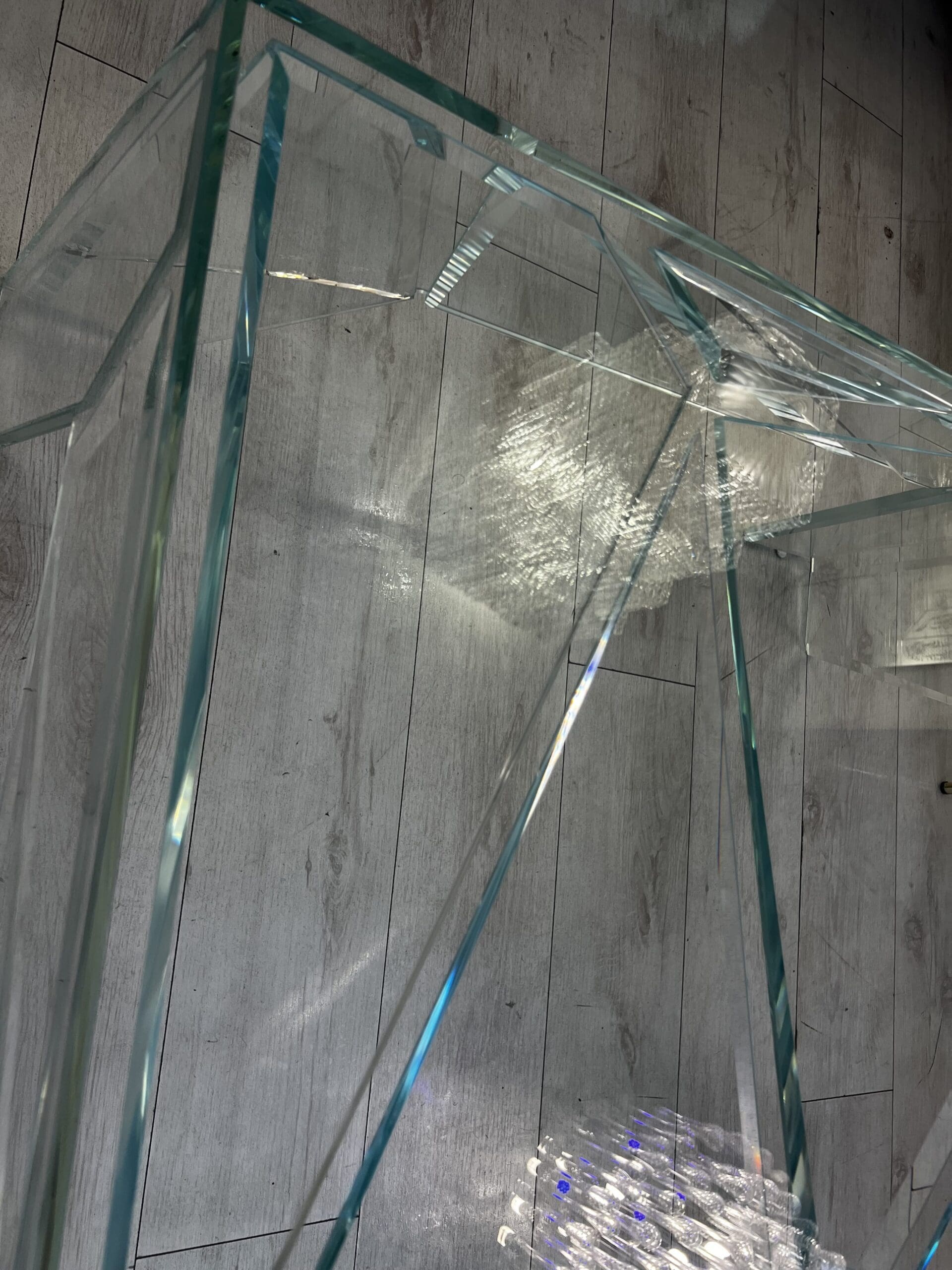 Table Basse « Hypertable » par Mario Bellini