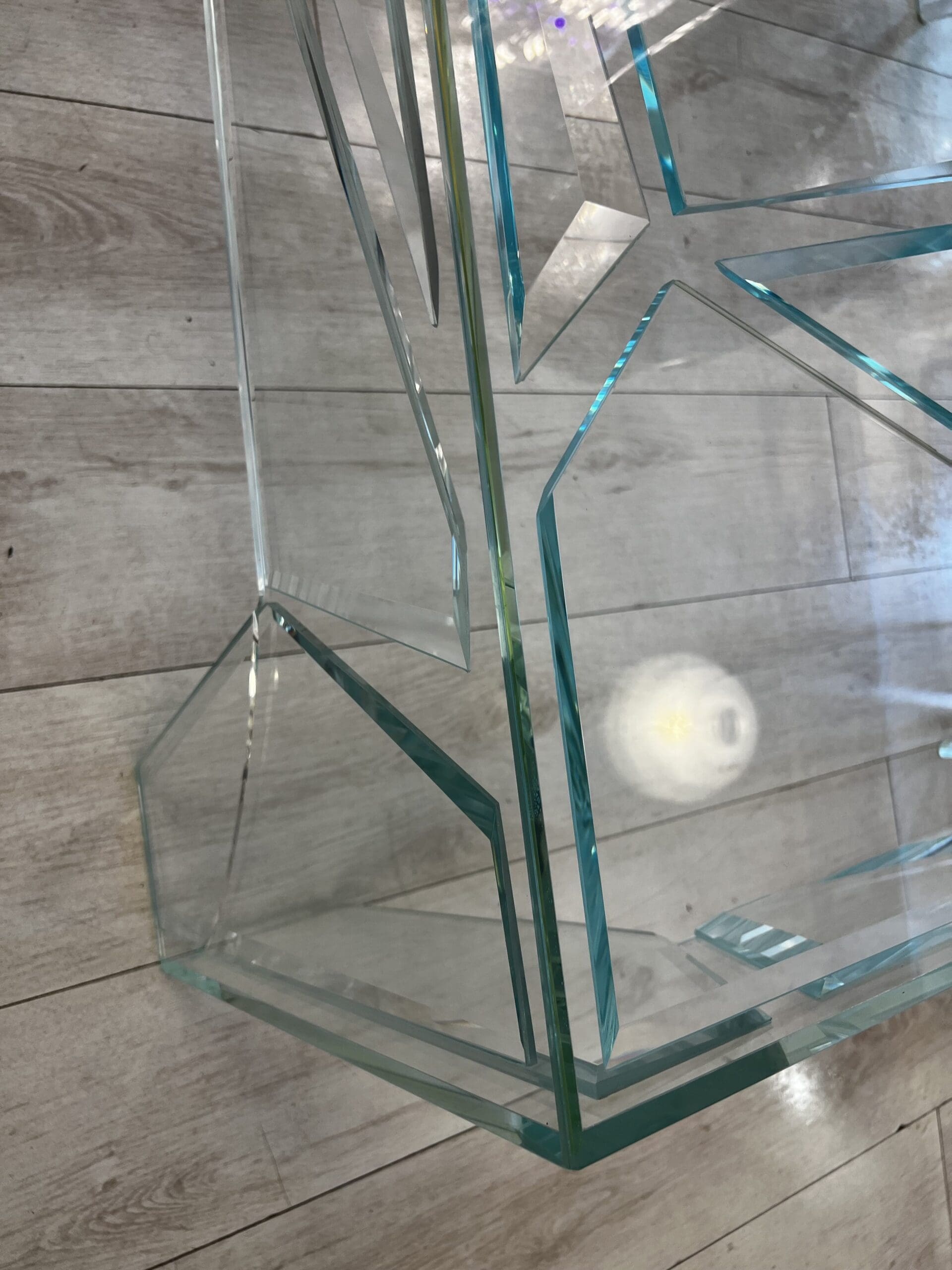 Table Basse « Hypertable » par Mario Bellini