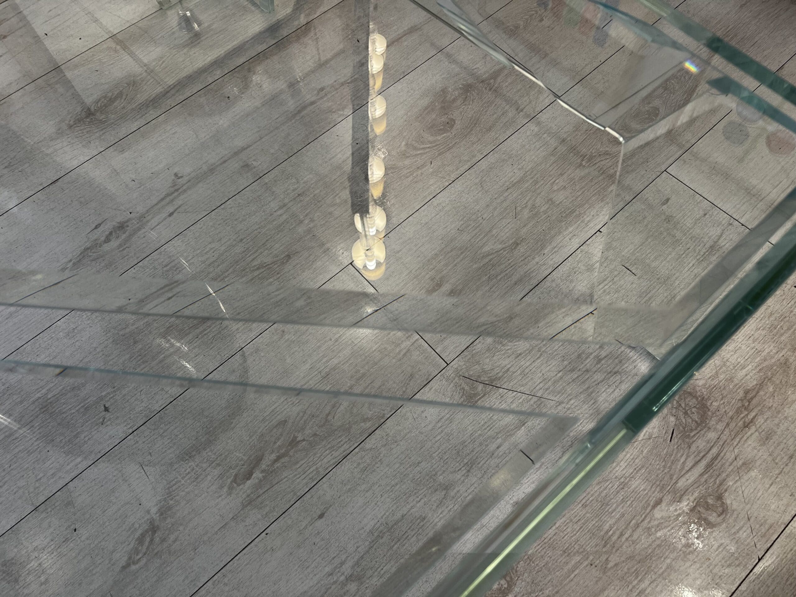 Table Basse « Hypertable » par Mario Bellini