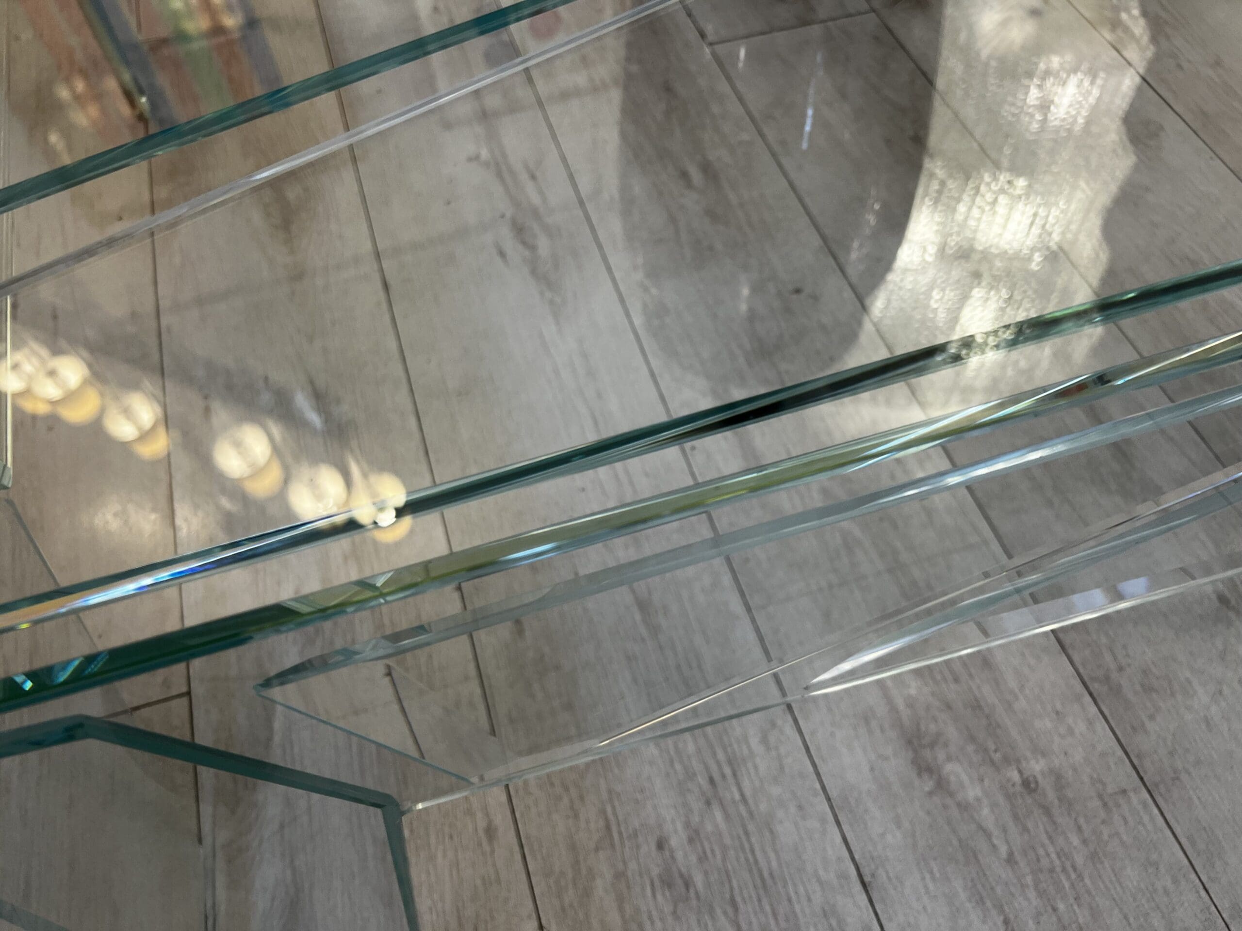 Table Basse « Hypertable » par Mario Bellini