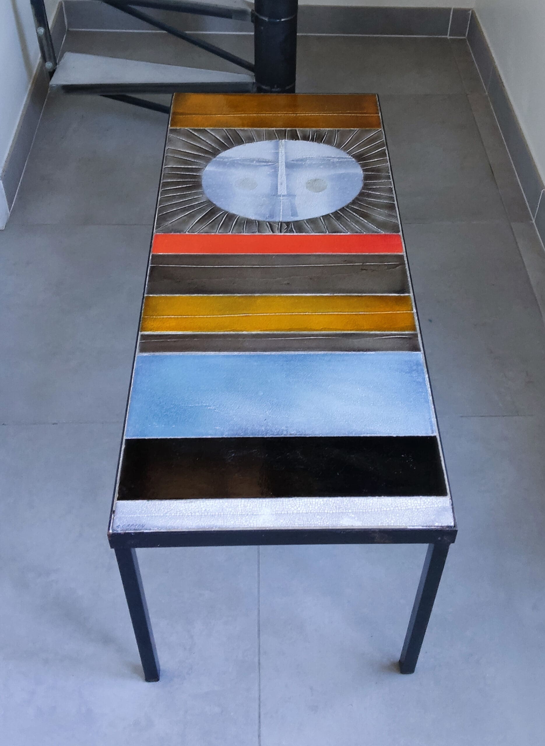 Table soleil Capron – Table basse en céramique et métal (1975)