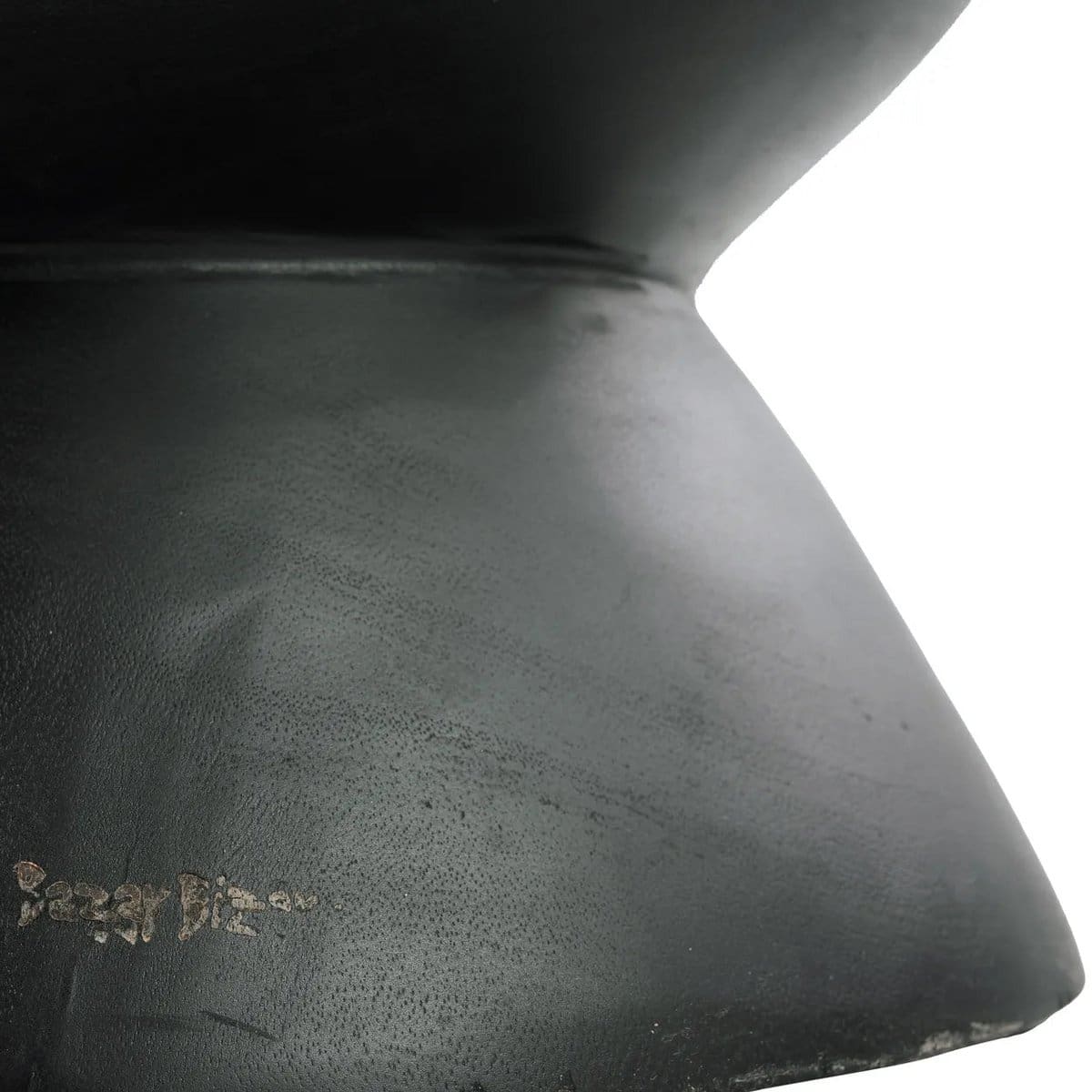 Tabouret Kulun – Artisanat indonésien et design graphique pour intérieur & extérieur