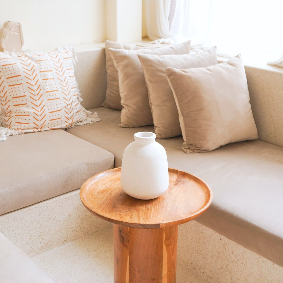 Vase rond en argile naturelle – Design bohème Bawa fait main