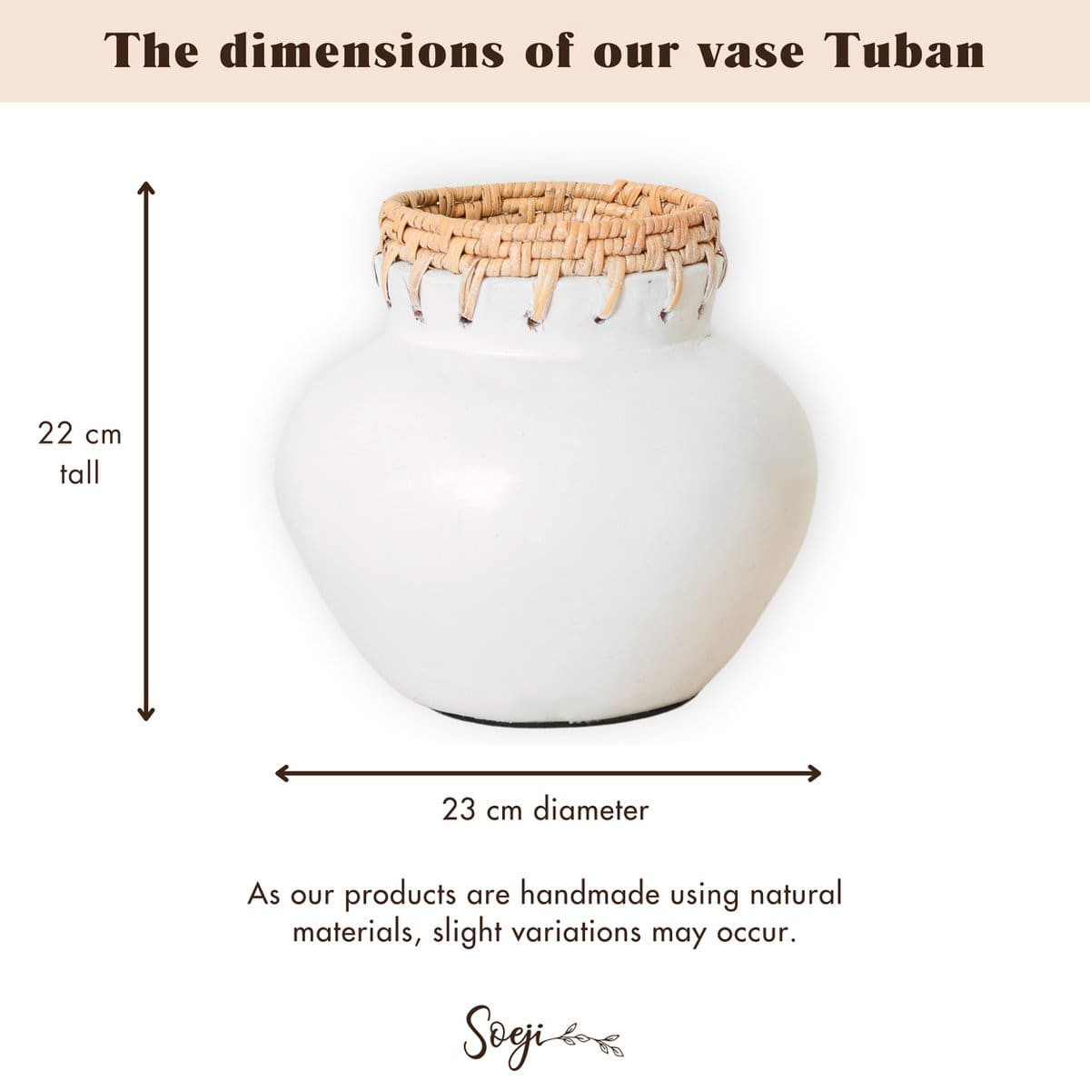 Vase décoratif en argile – Tuban, fait main à Java avec détails en rotin