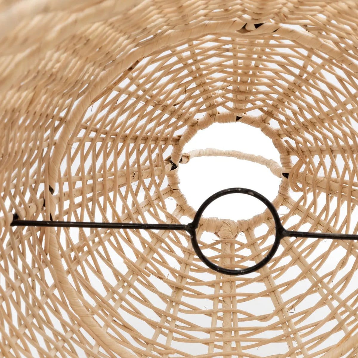 Suspension Elbe en rotin naturel – Tressage artisanal façon cage, taille M (neuf)