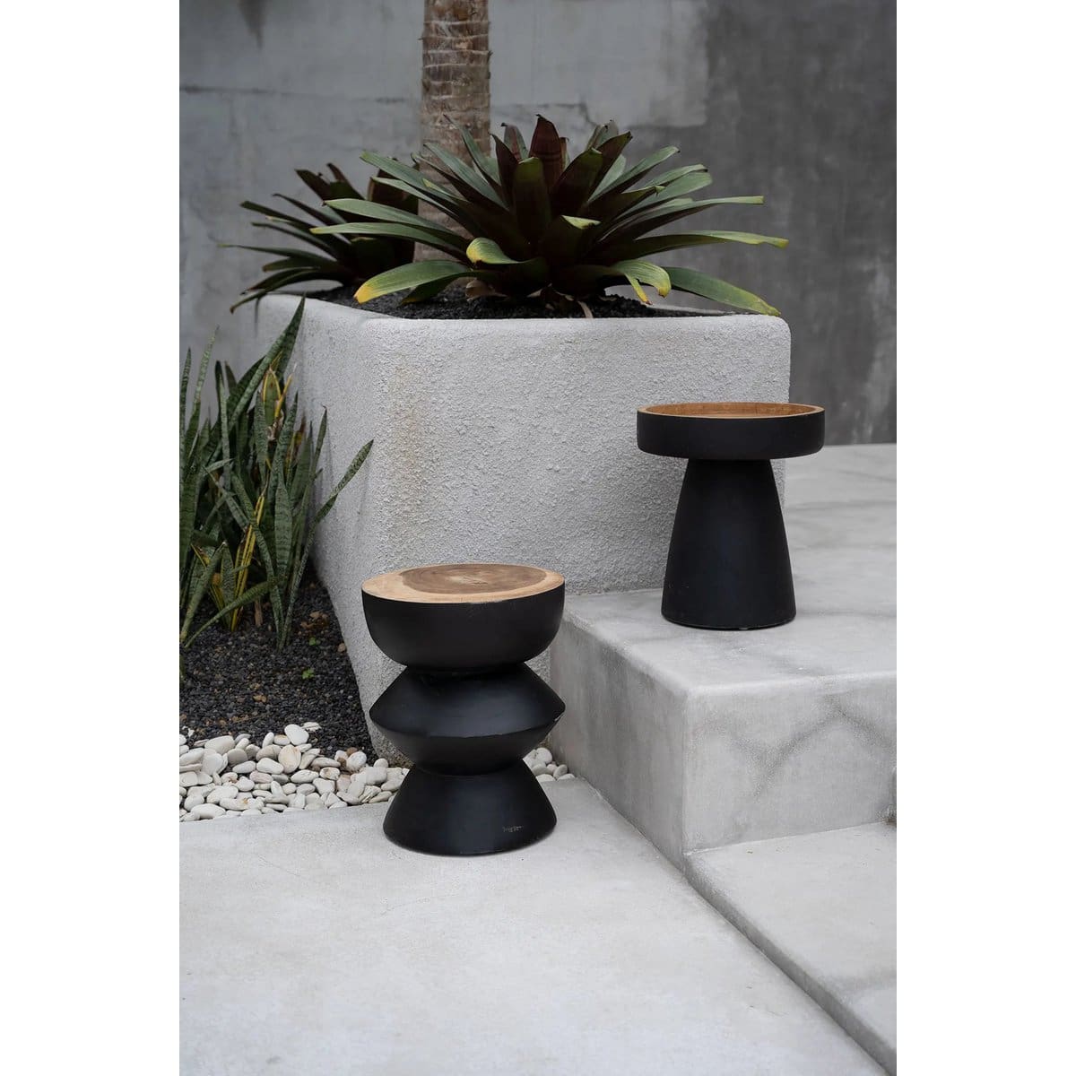 La table d&rsquo;appoint Rayu – Noir Naturel