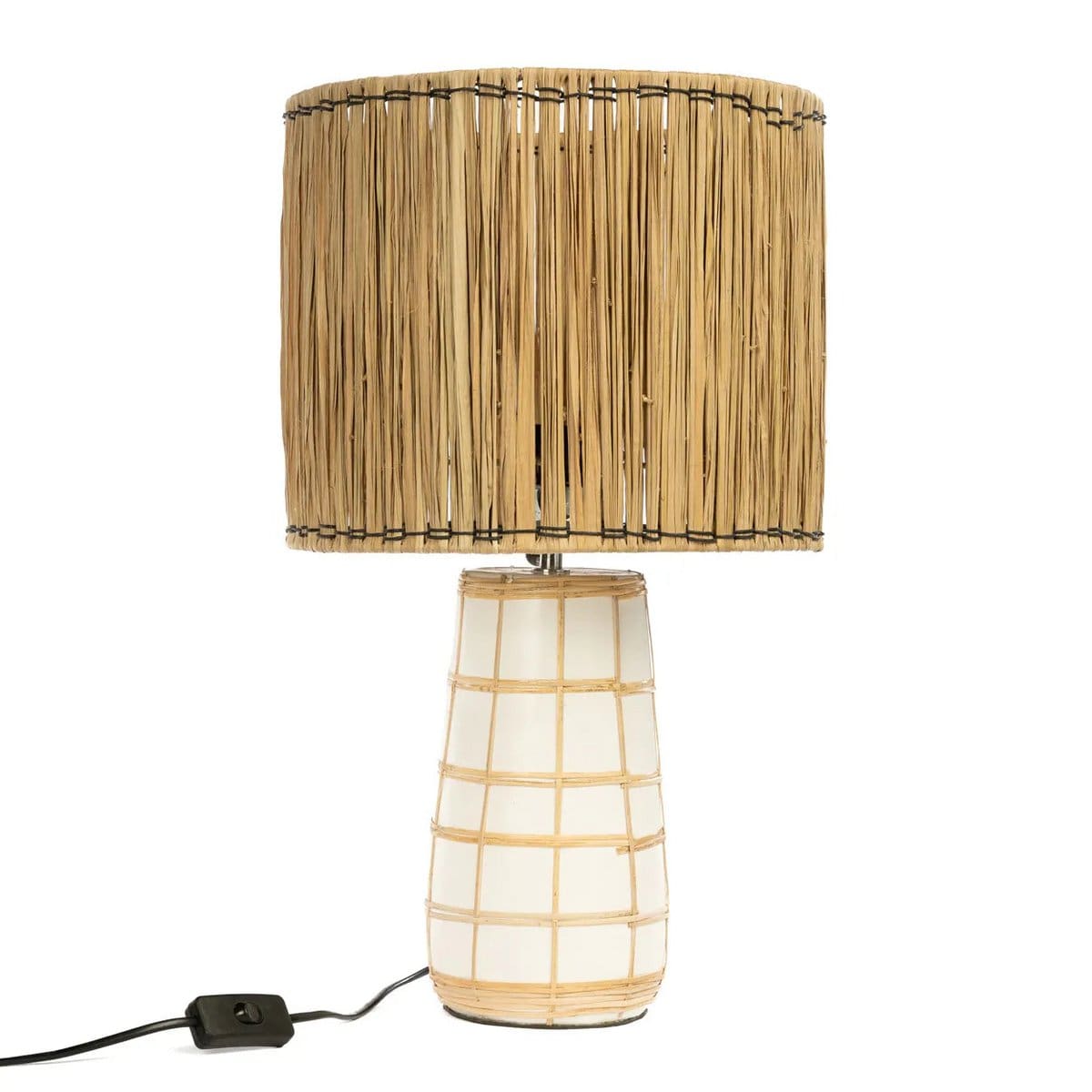 Lampe artisanale Molokai – Pièce en faïence blanche et abat-jour en fibres naturelles (neuf)