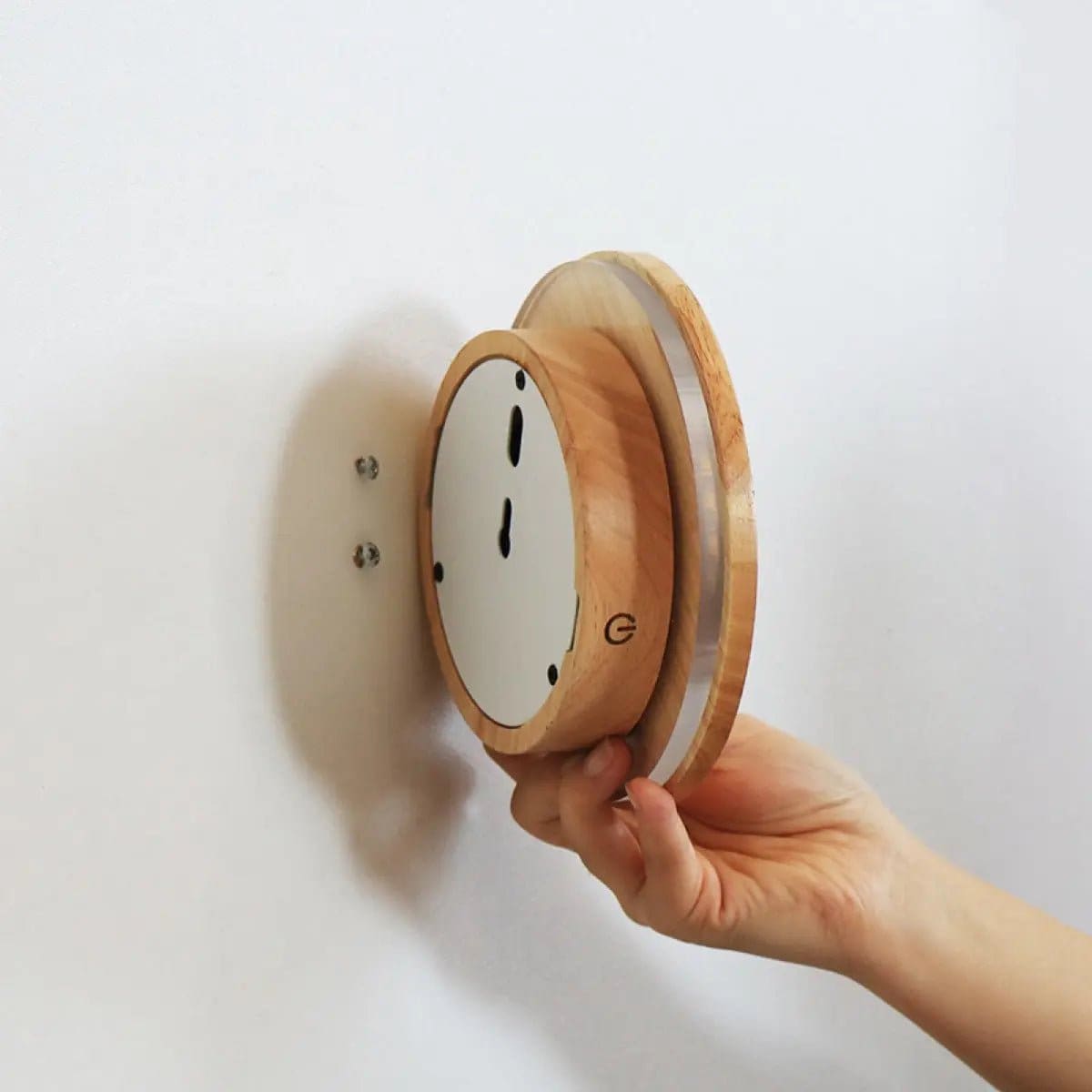 Applique murale sans fil rechargeable Lou Brown – Bois écologique et lumière chaude (pièce neuve)