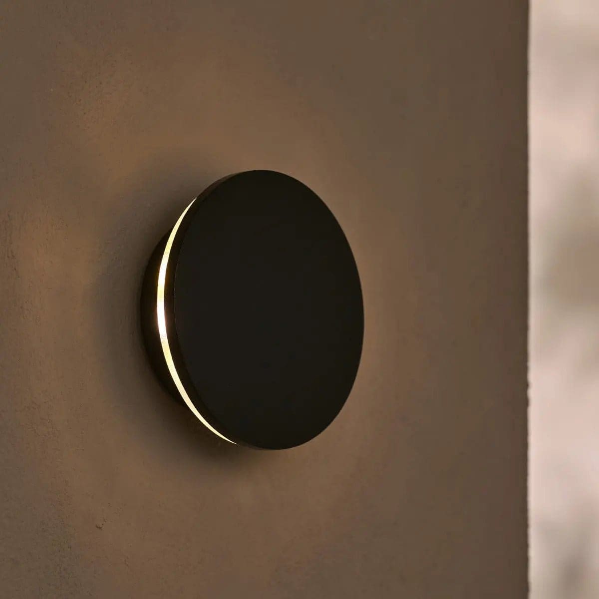 Applique murale sans fil rechargeable Lou Black – Design minimaliste et lumière chaude (pièce neuve)