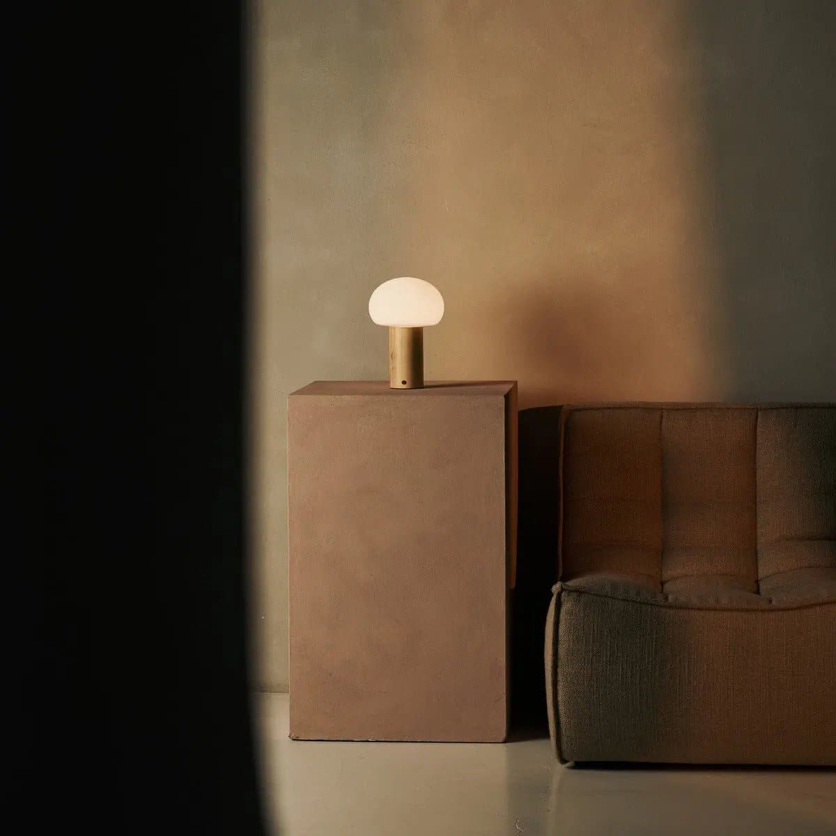 Élégance Nomade – Lampe Sam en bois naturel et verre, éclairage dimmable sans fil