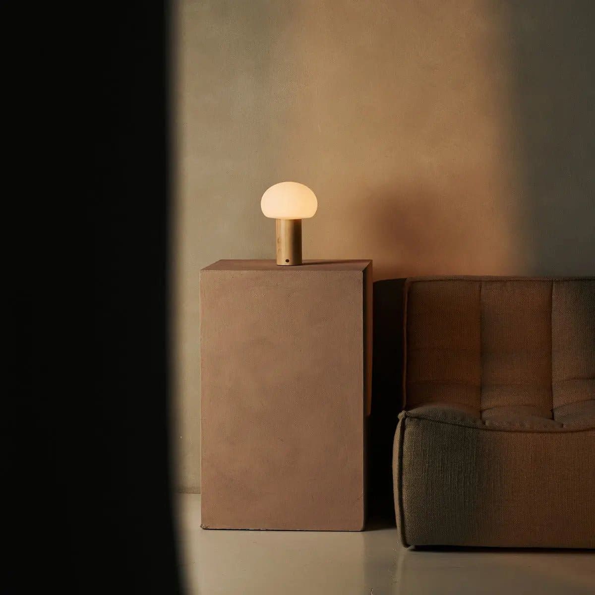 Élégance Nomade – Lampe Sam en bois naturel et verre, éclairage dimmable sans fil