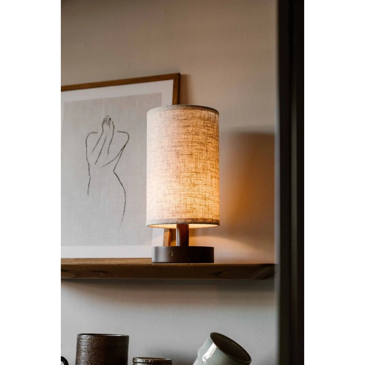 Lampe de table Ben en bois marron foncé – rechargeable, à intensité variable, alimentée par USB-C