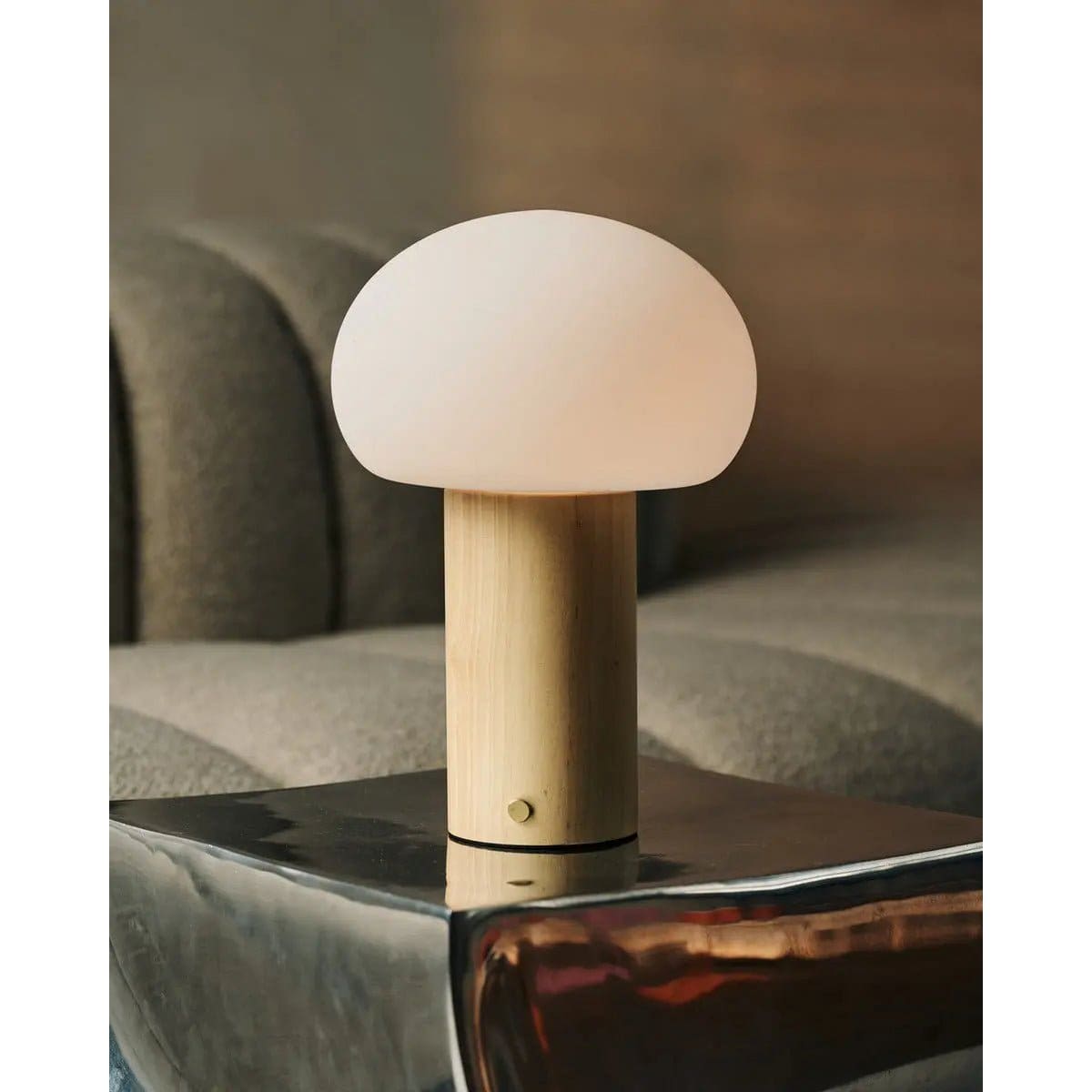 Élégance Nomade – Lampe Sam en bois naturel et verre, éclairage dimmable sans fil