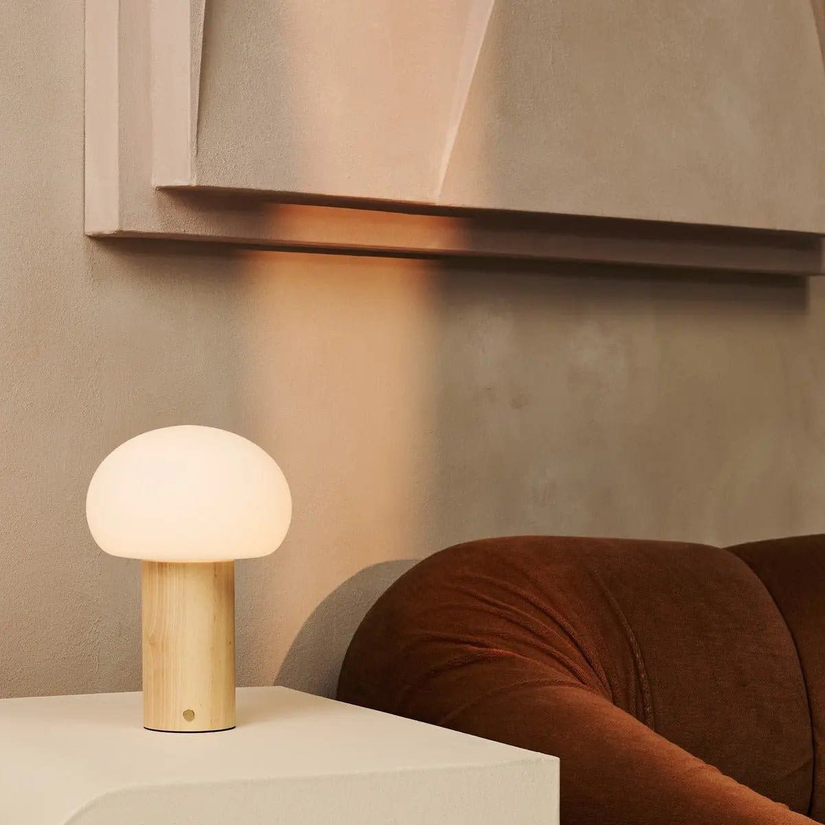 Élégance Nomade – Lampe Sam en bois naturel et verre, éclairage dimmable sans fil