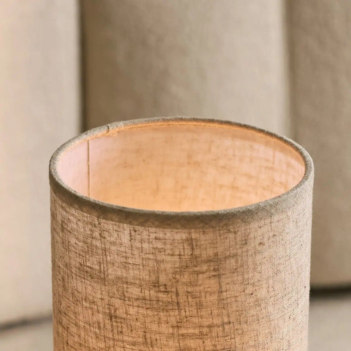 Lampe de table Ben en bois marron foncé – rechargeable, à intensité variable, alimentée par USB-C