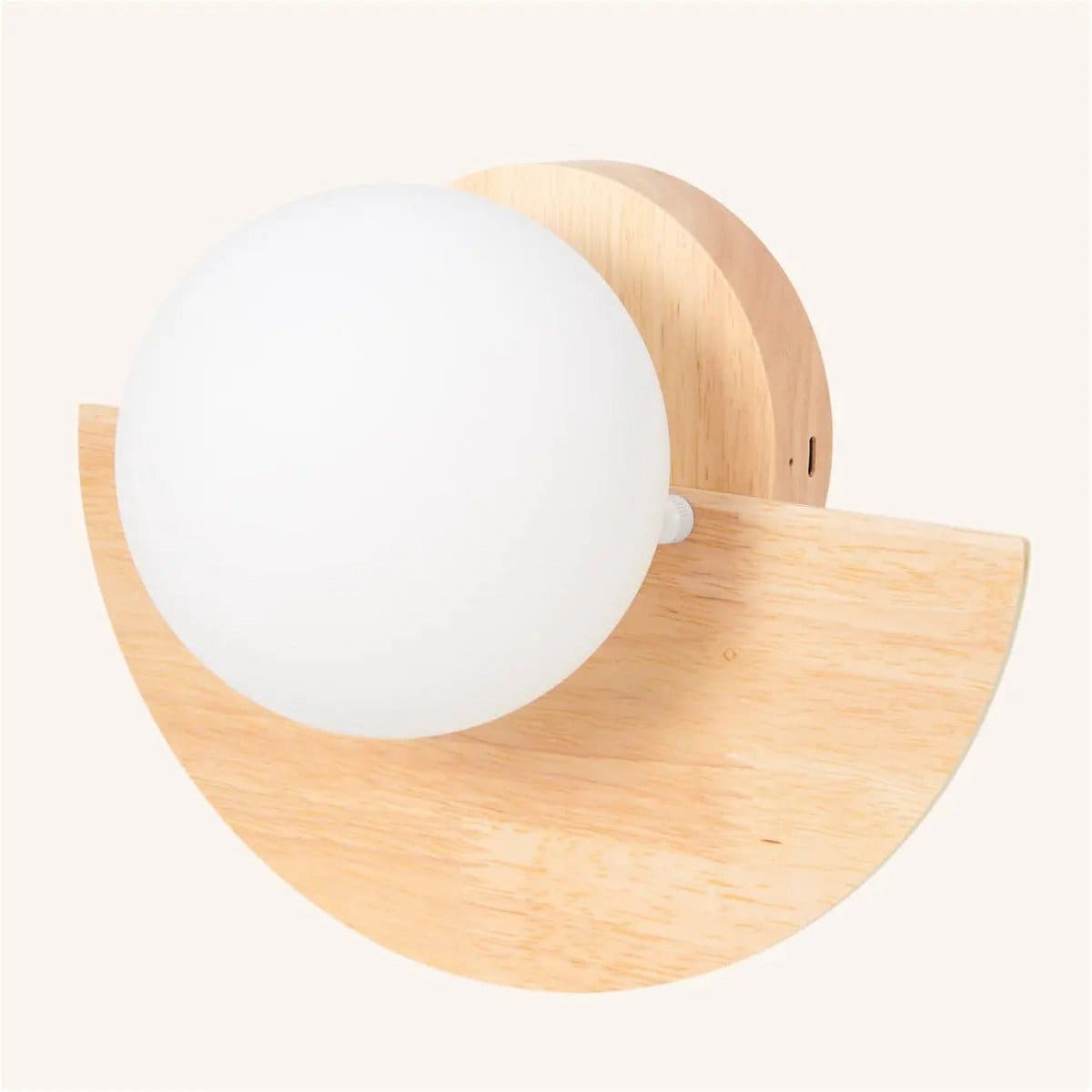 Aura Naturelle – Applique murale Kane en bois clair et verre givré (pièce neuve)