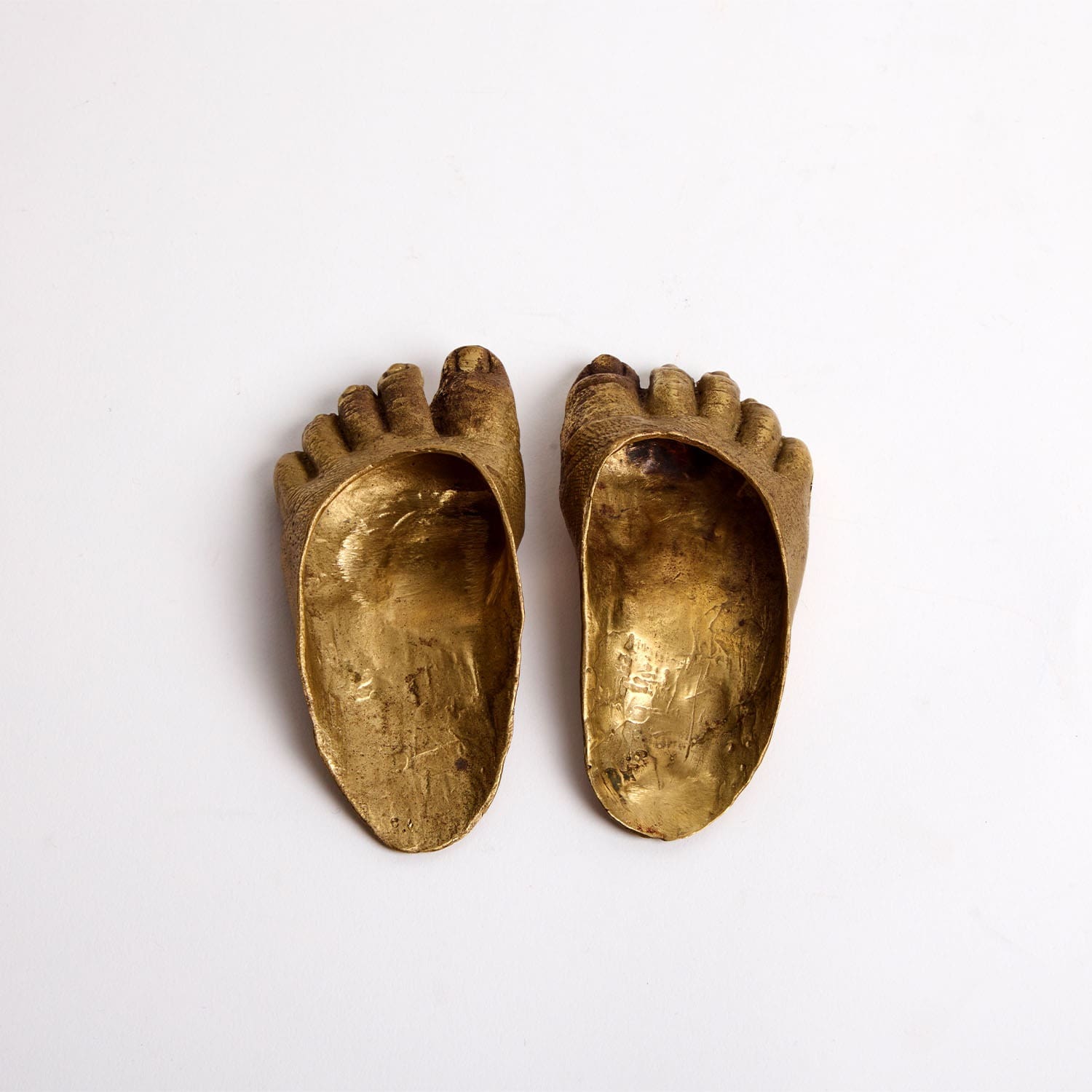 Claude Lalanne – Paire de vide-poches Pied d’enfant en bronze doré, années 1980