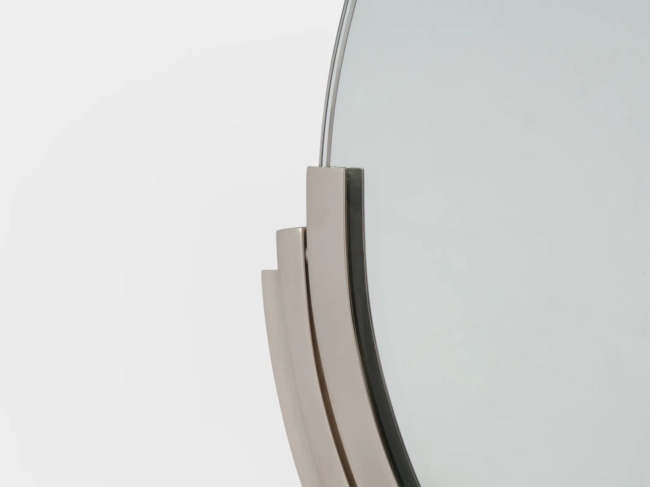 Miroir Maison Dominique en métal nickelé – Domin & Genevrière, Art déco, 1930