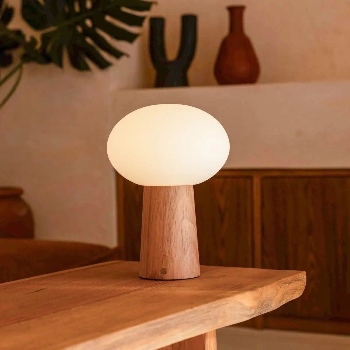Lampe de table sans fil en bois et verre givré – Modèle Maximum, création neuve